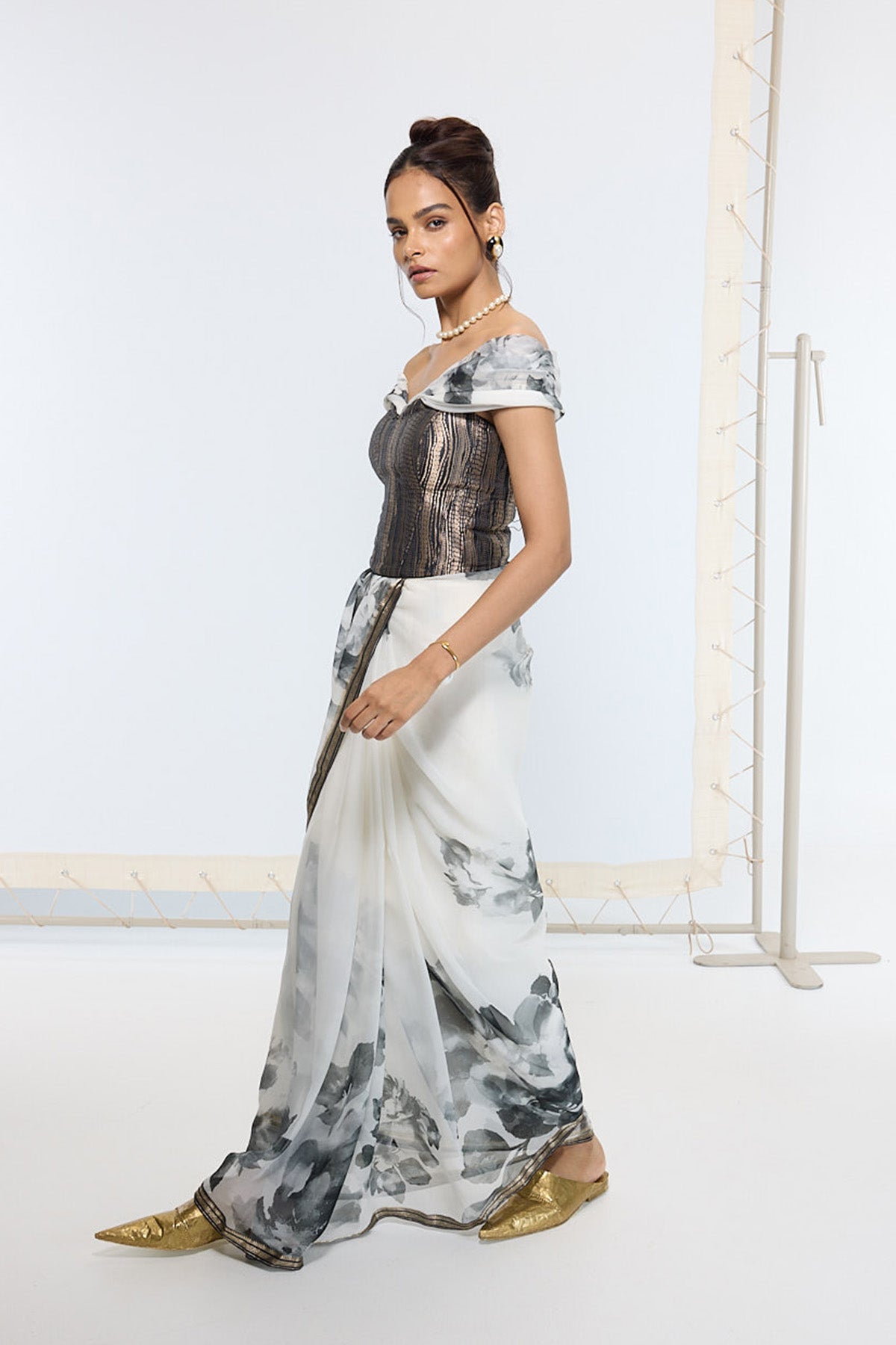 Handwoven Black Printed Saree