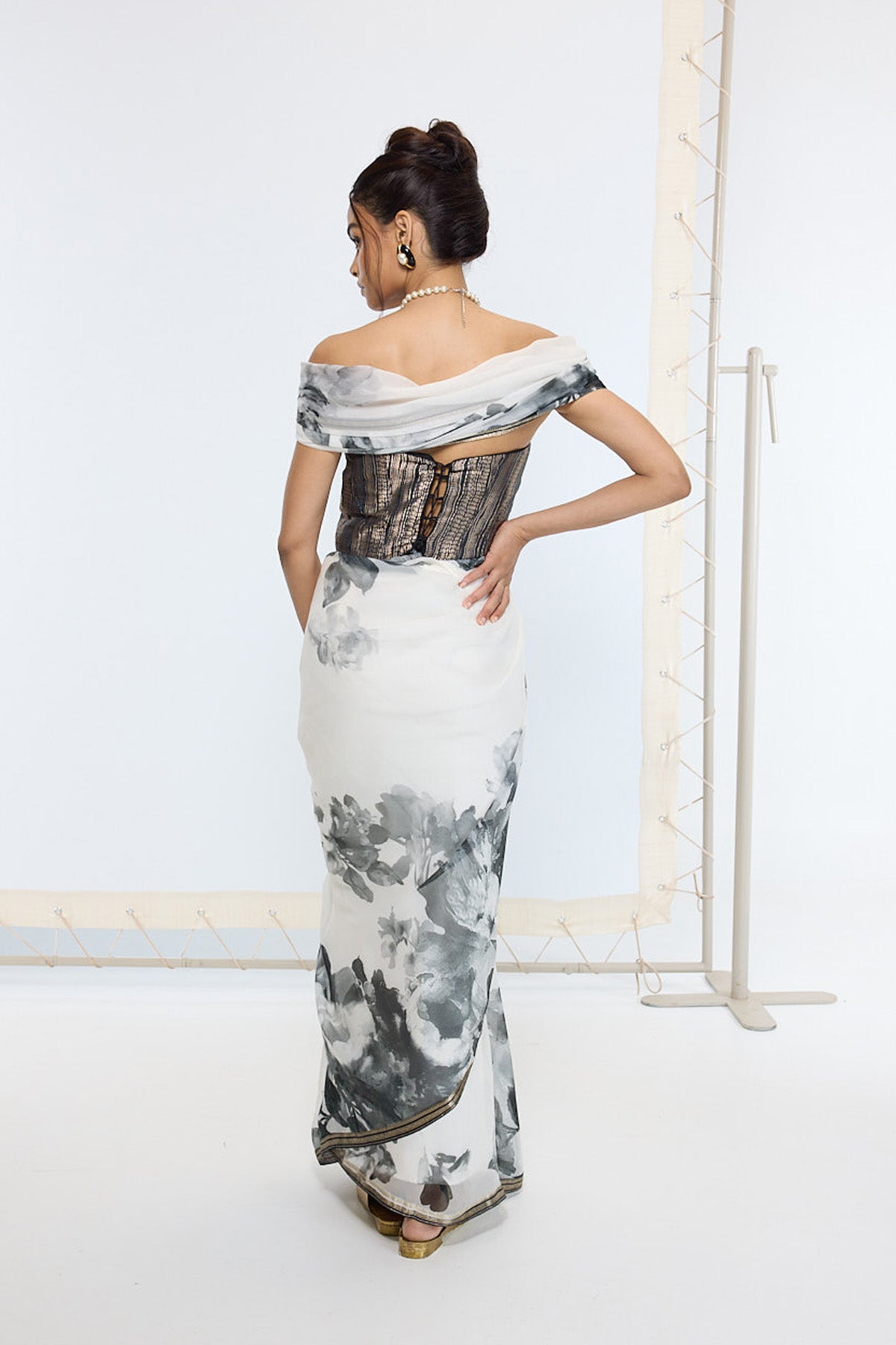 Handwoven Black Printed Saree