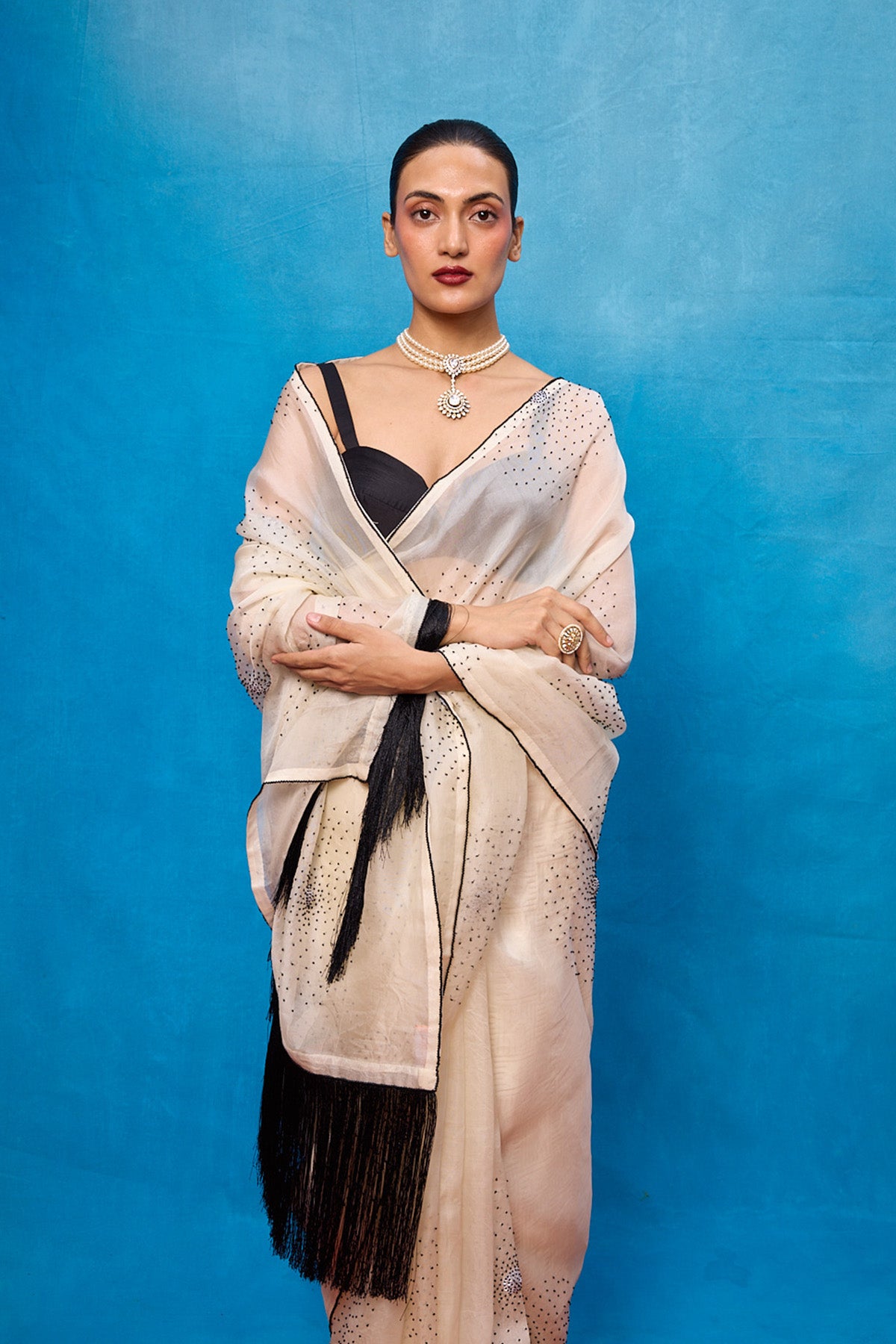 Handwoven Off-white Kora Banarasi Saree