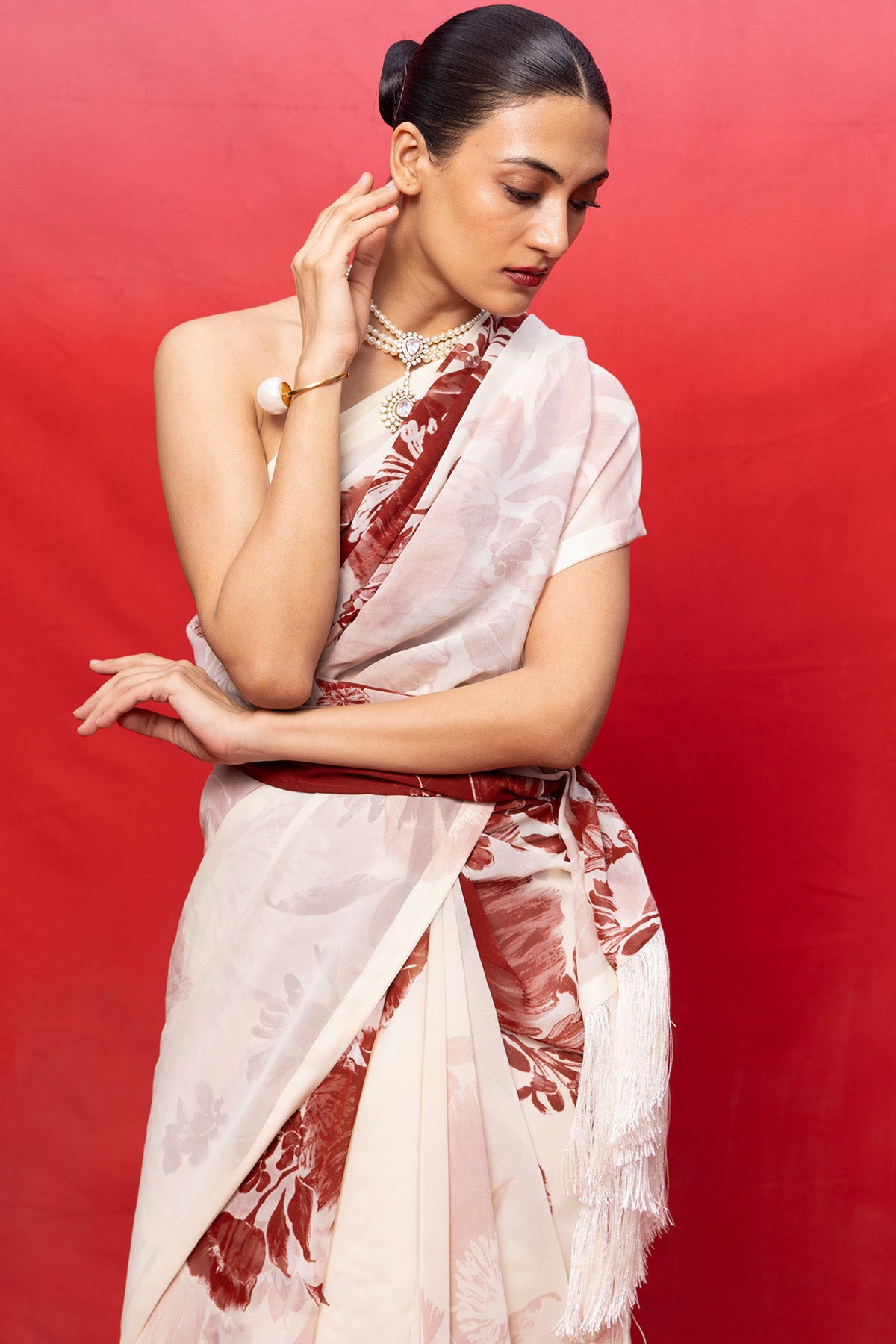 Handwoven Ivory Georgette Digital Print Saree