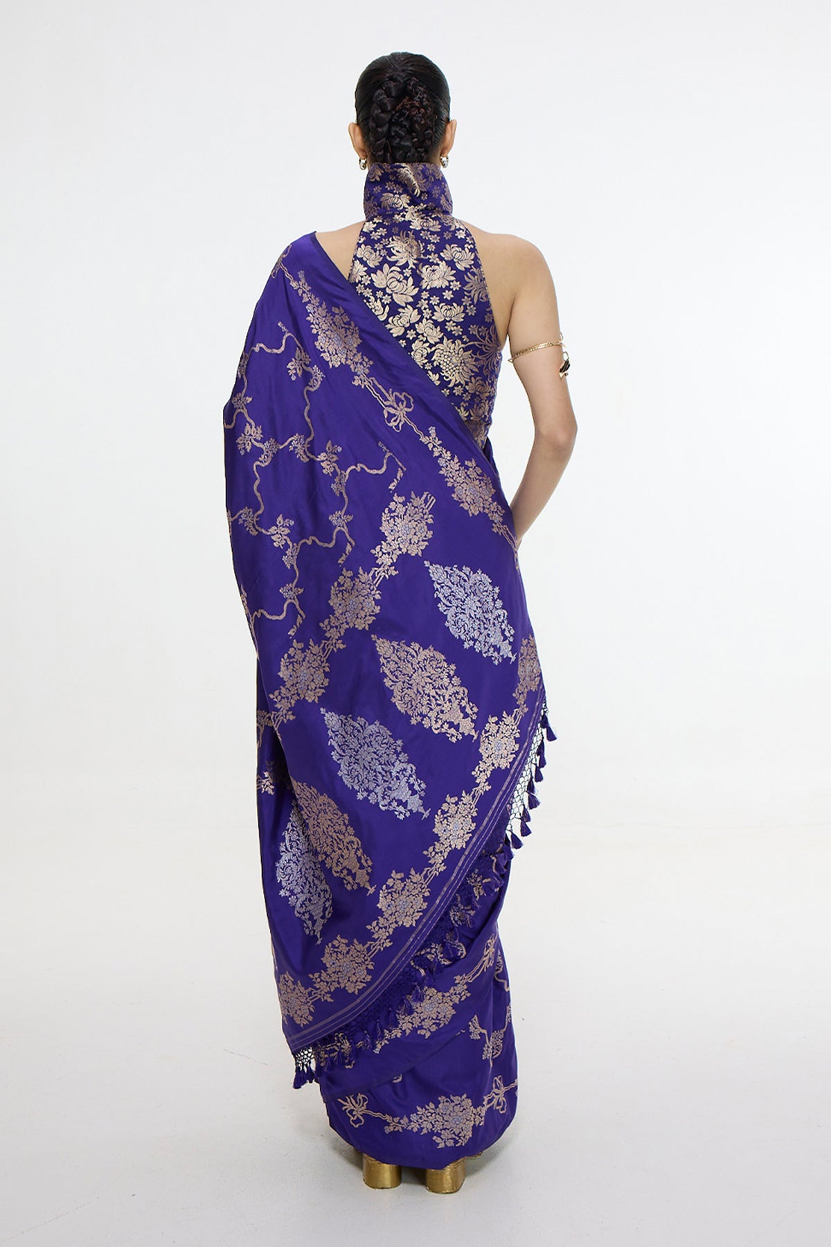 Handwoven Indigo Blue Mashroo Silk Saree