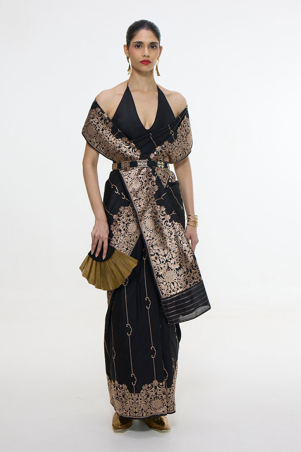 Handwoven Black Mashroo Silk Saree