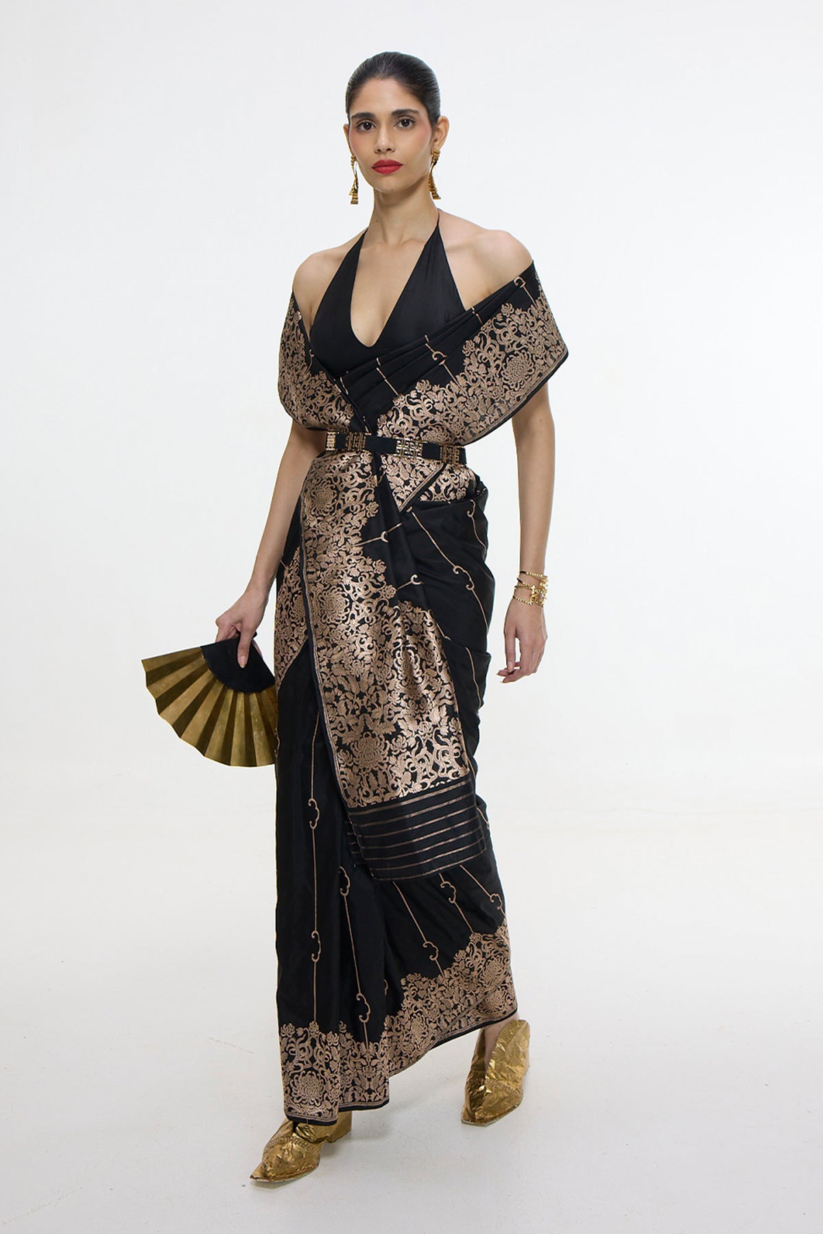 Handwoven Black Mashroo Silk Saree