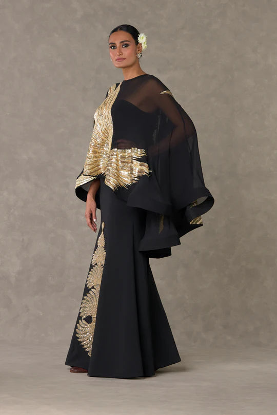 Black Son-Chidiya Cape Set