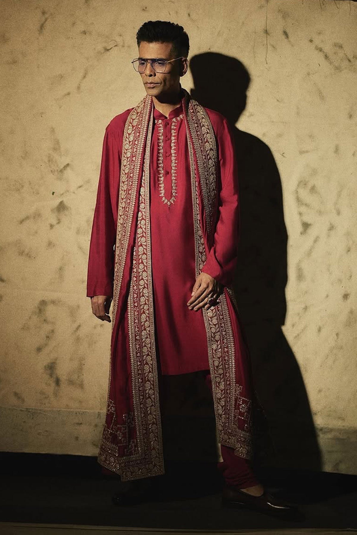 Karan Johar In Belong Kurta Shawl Set