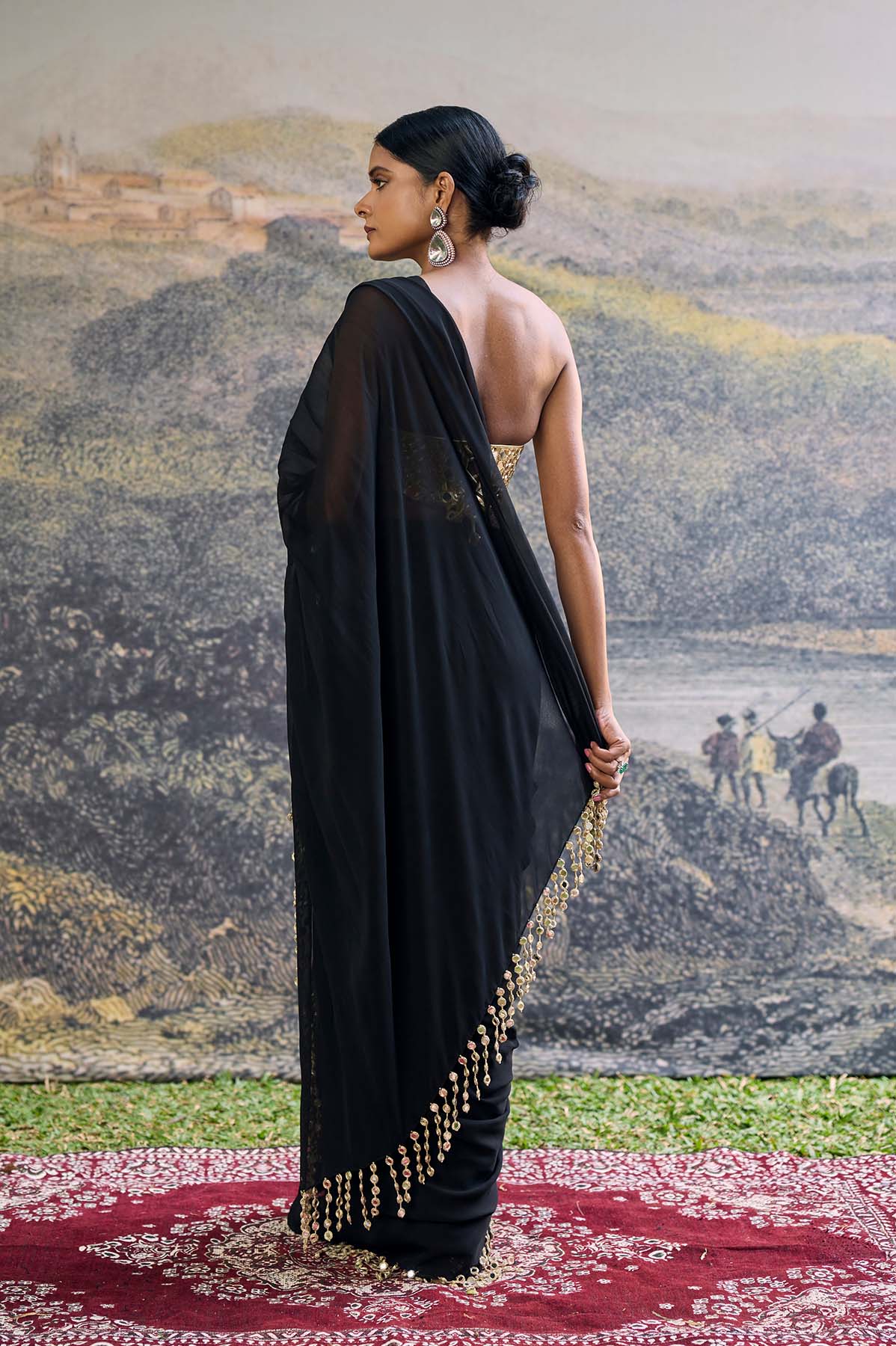 Shyama Mirror Pre-Draped Saree Set