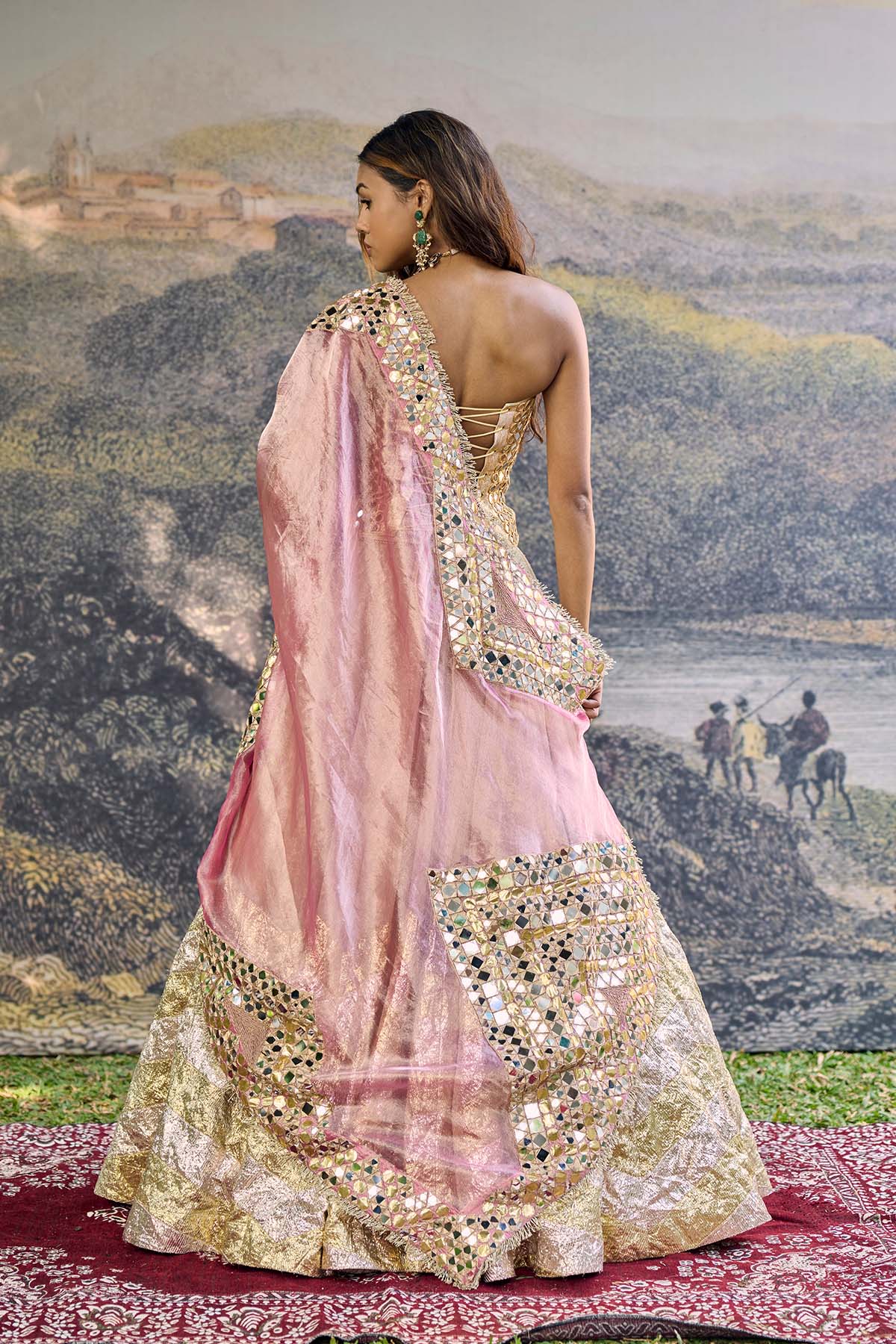 Sunehri Roshan Mirror Lehenga Set