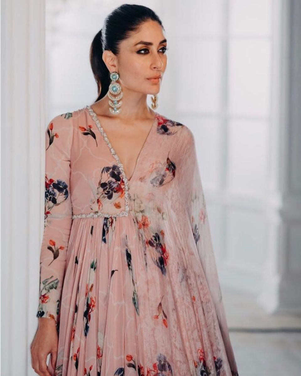 Kareena Kapoor in One Side Organza Printed Drape Anarkali