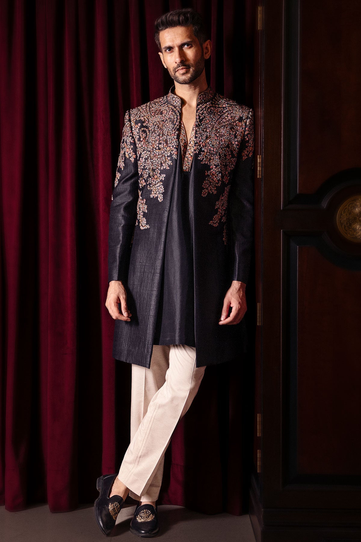 Nightroot Long open jacket, kurta and pant set