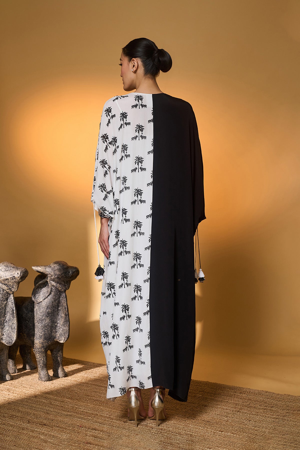 Black & White Tropical Nandi Kaftan