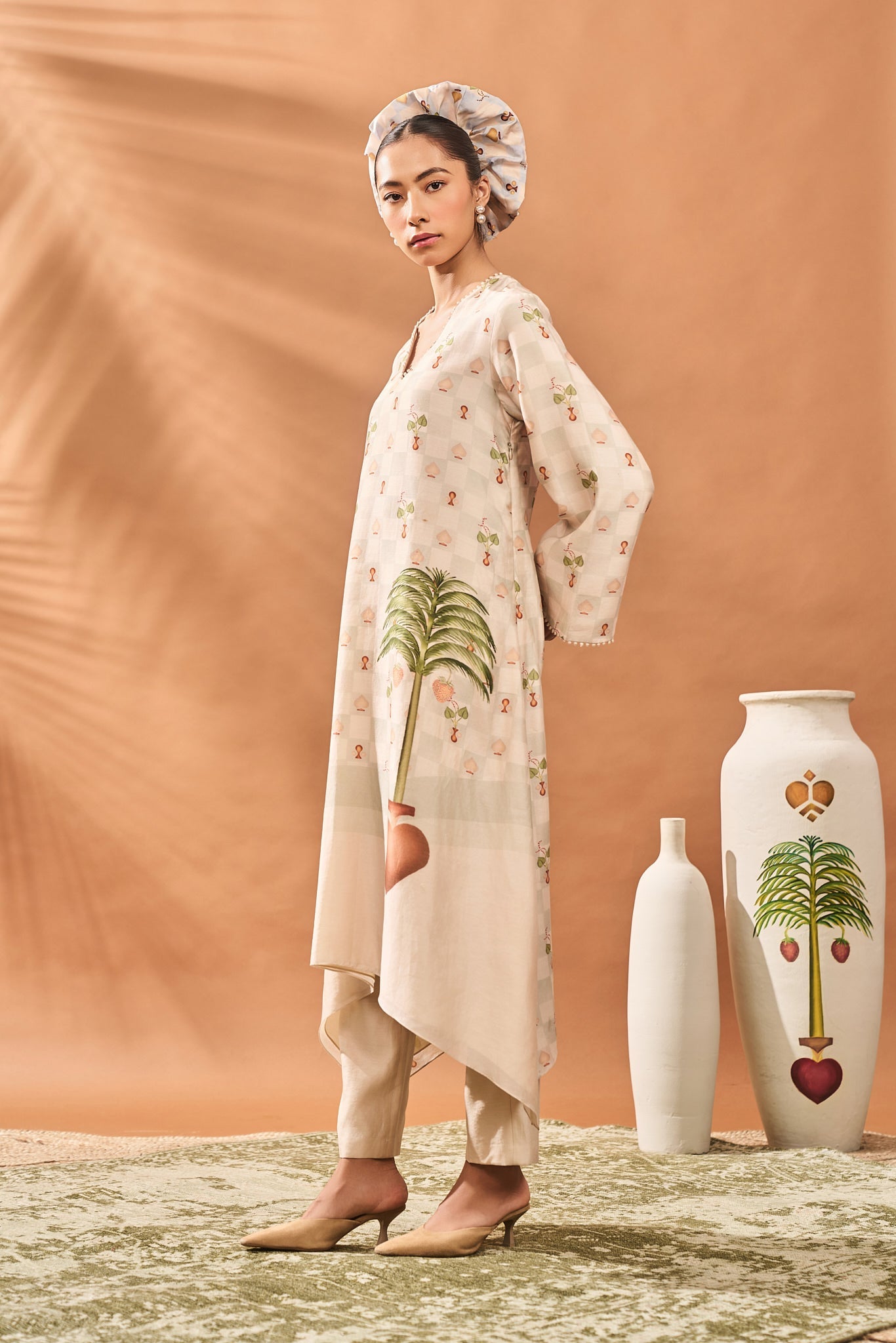 IVORY CHECKERS BLOOM KURTA SET