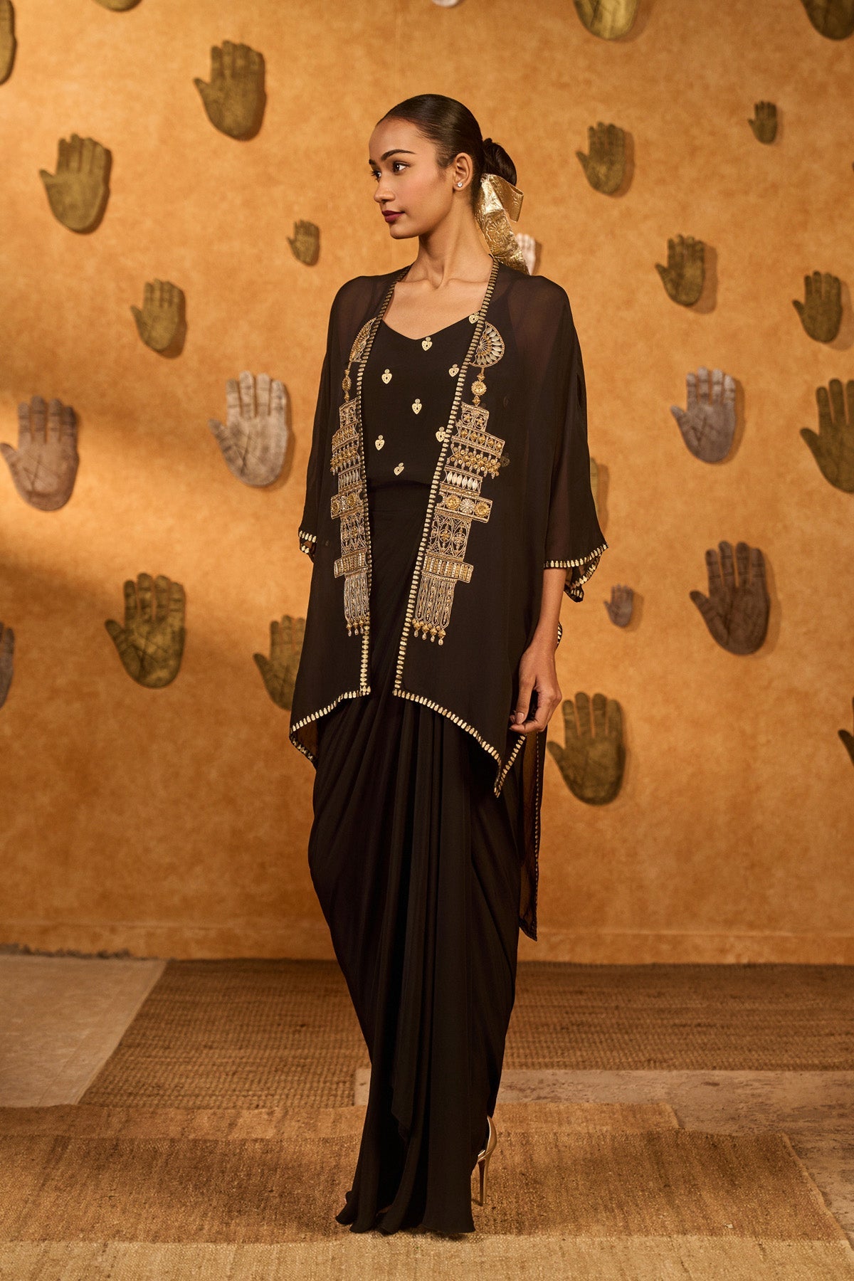 Black Heartbeat Draped Cape Set