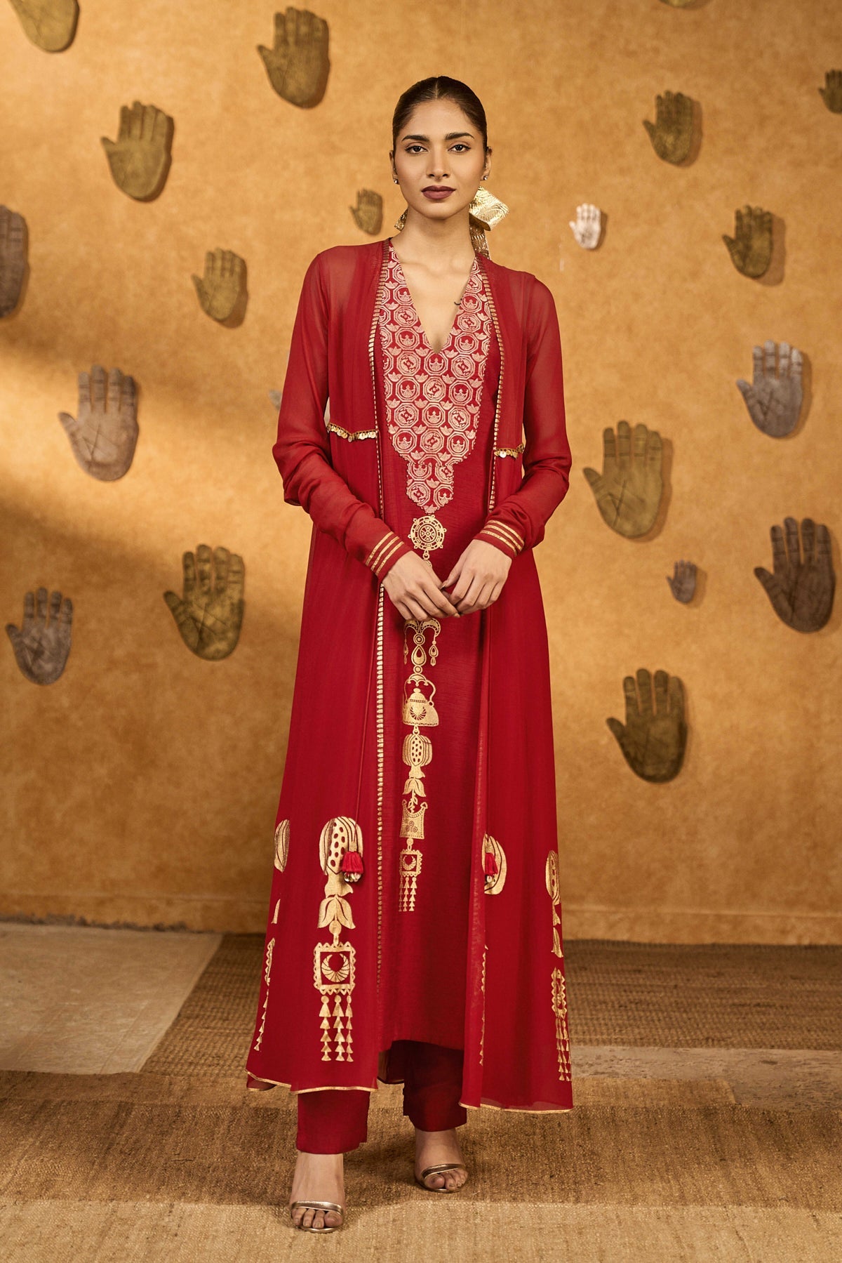 Red Pop Pod Pendant Anarkali Set