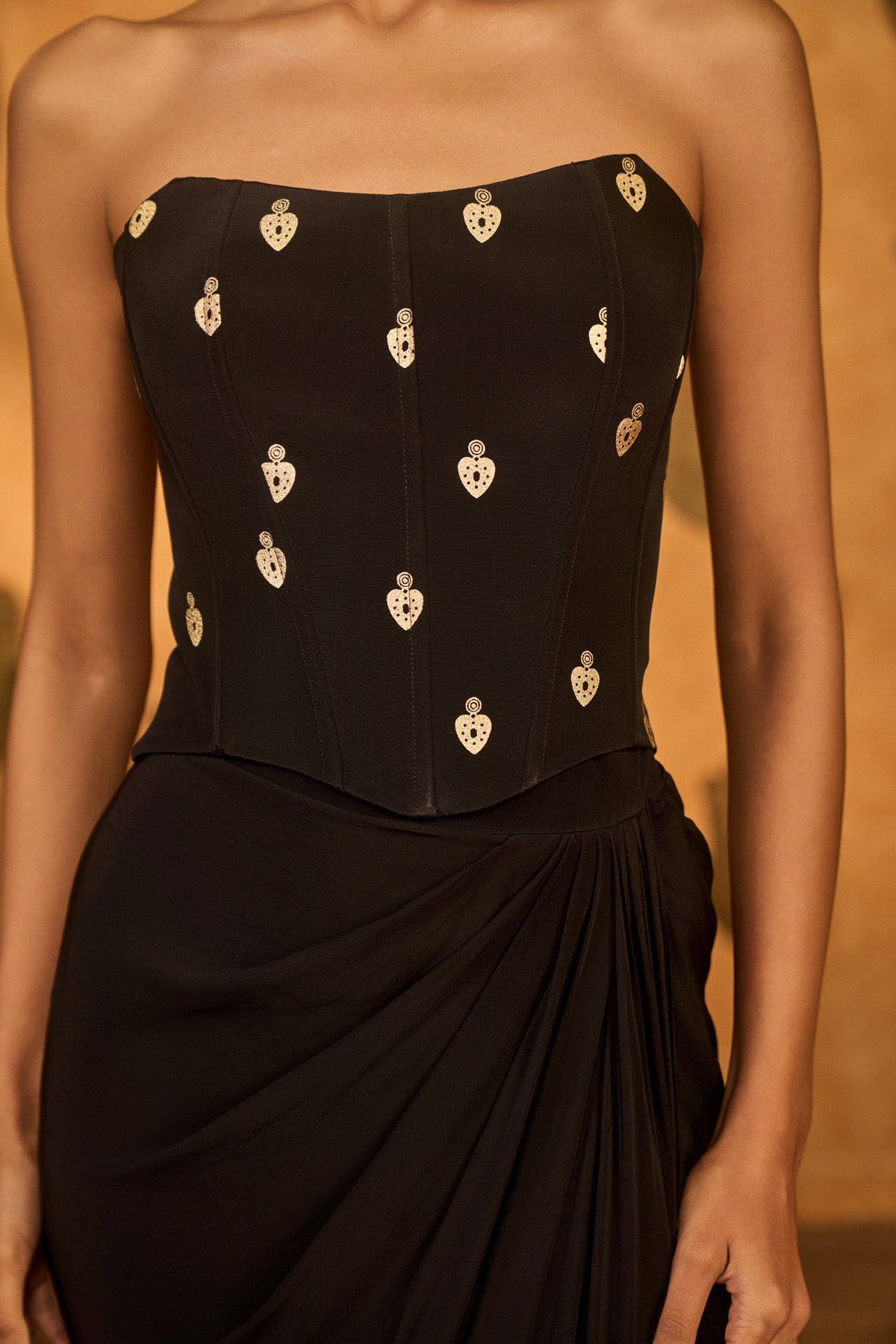 Black Heartbeat Draped Cape Set