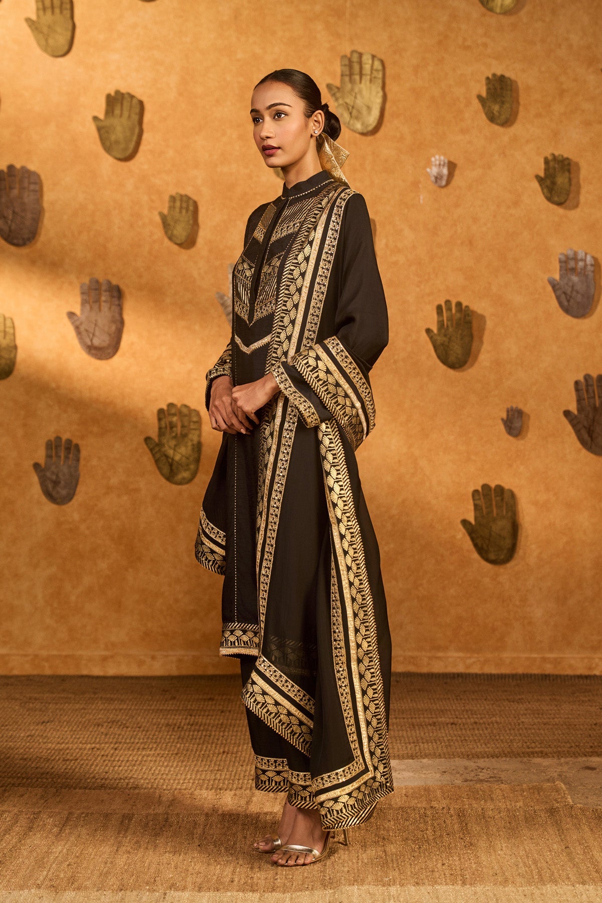 Black Vase Culotte Set