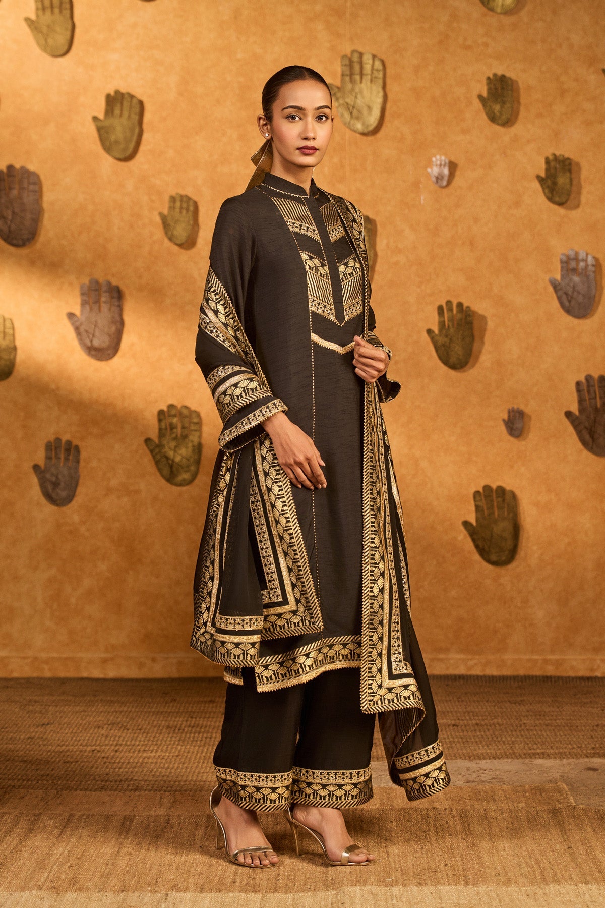 Black Vase Culotte Set