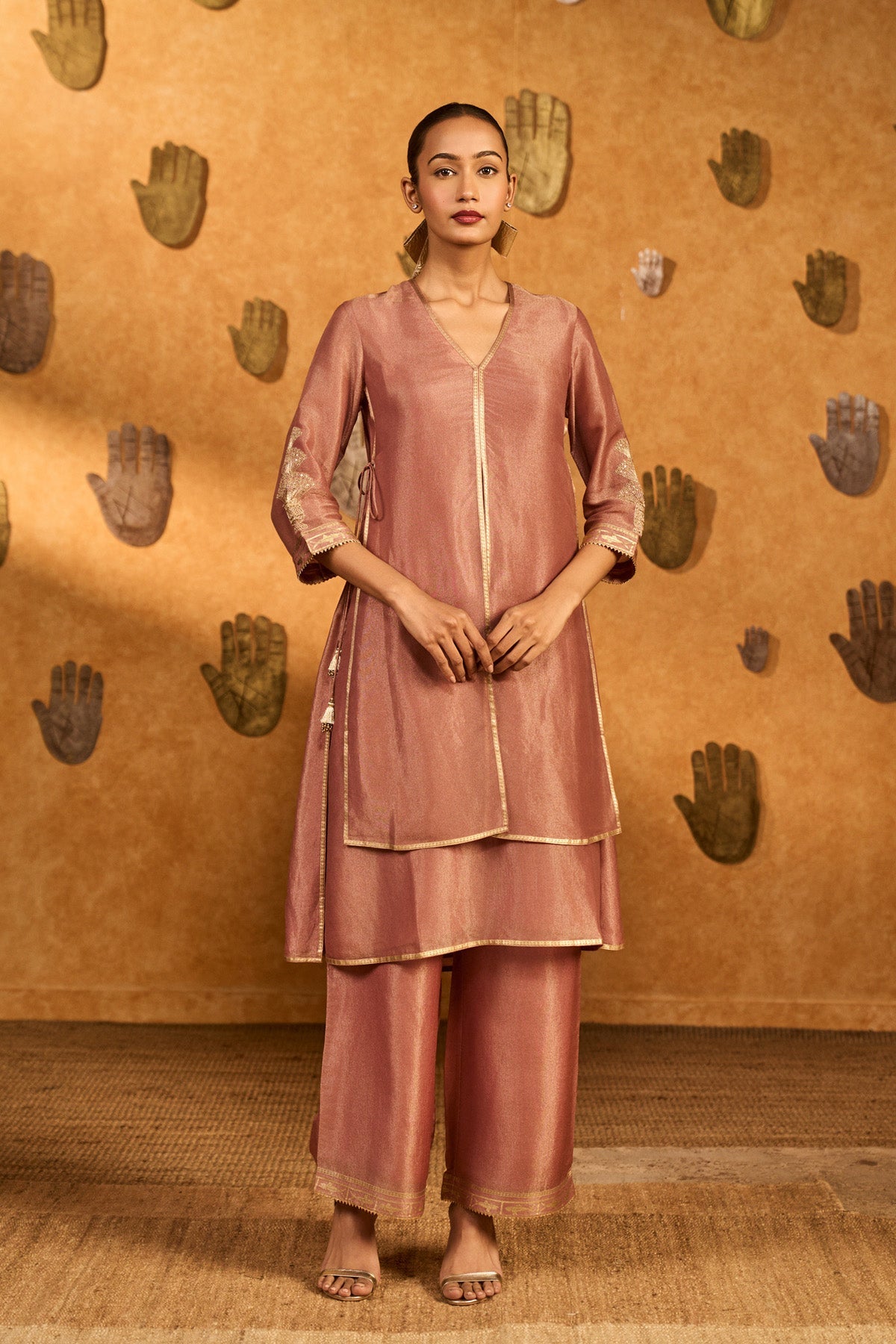 Mauve Tea Blossom Tissue Set