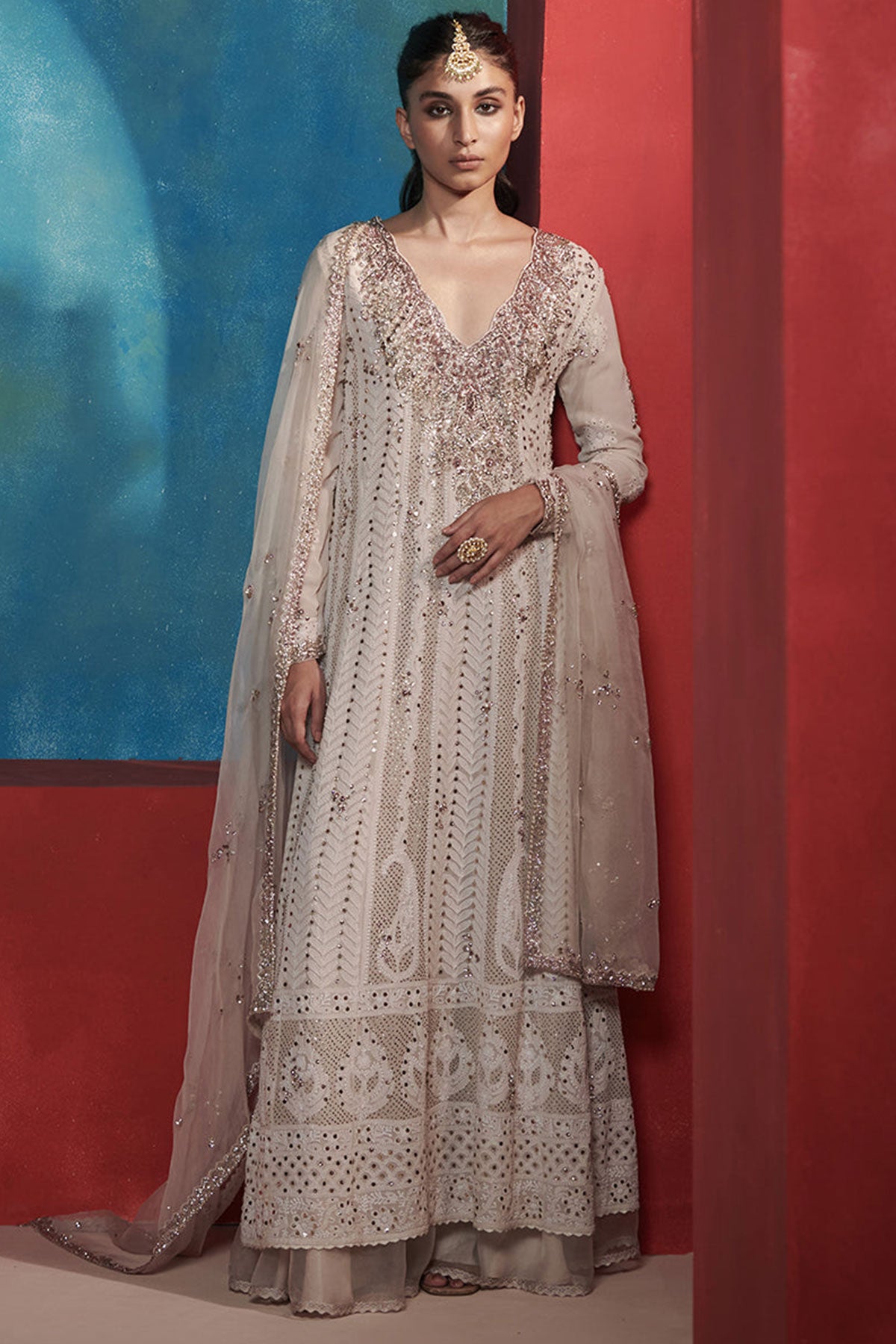 "Mellow Poetry" Chikankari Kurta Set