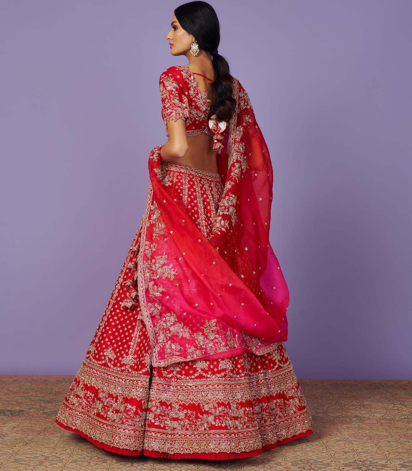 LEH NYOMAA LEHENGA SET