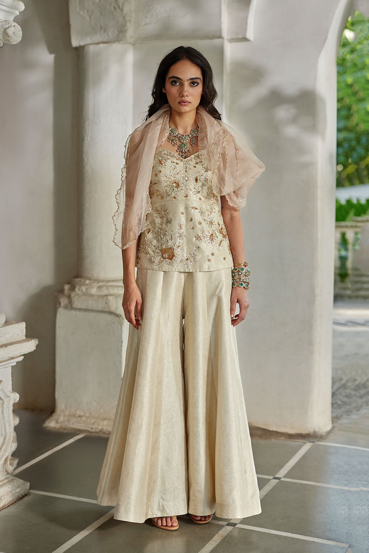 NIRI KURTI SET
