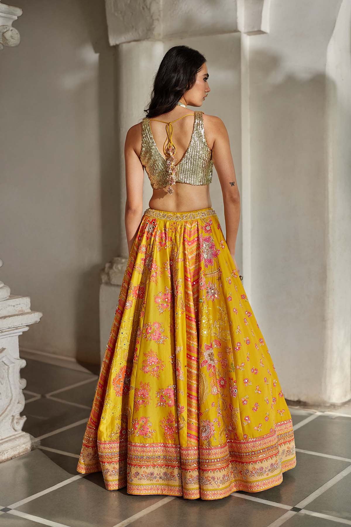 NARU LEHENGA SET