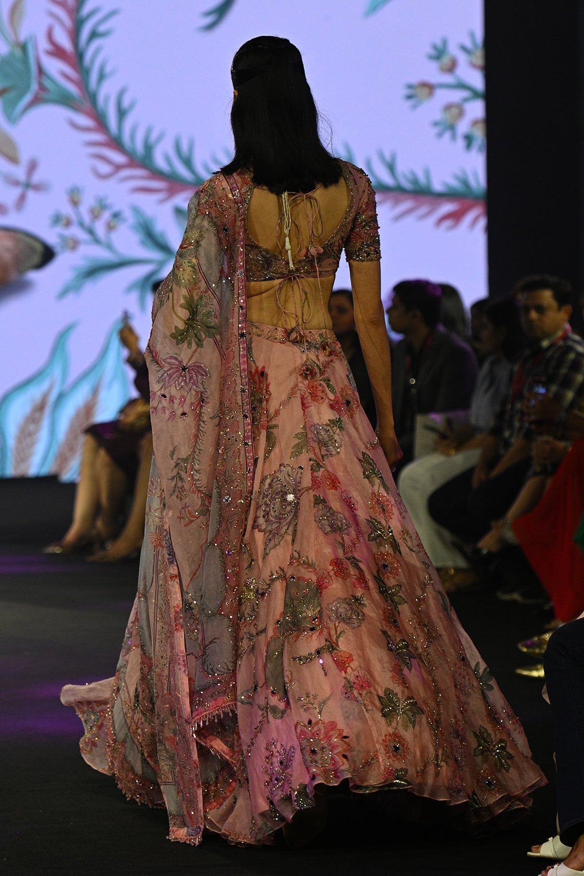 Layla - Ready To Ship