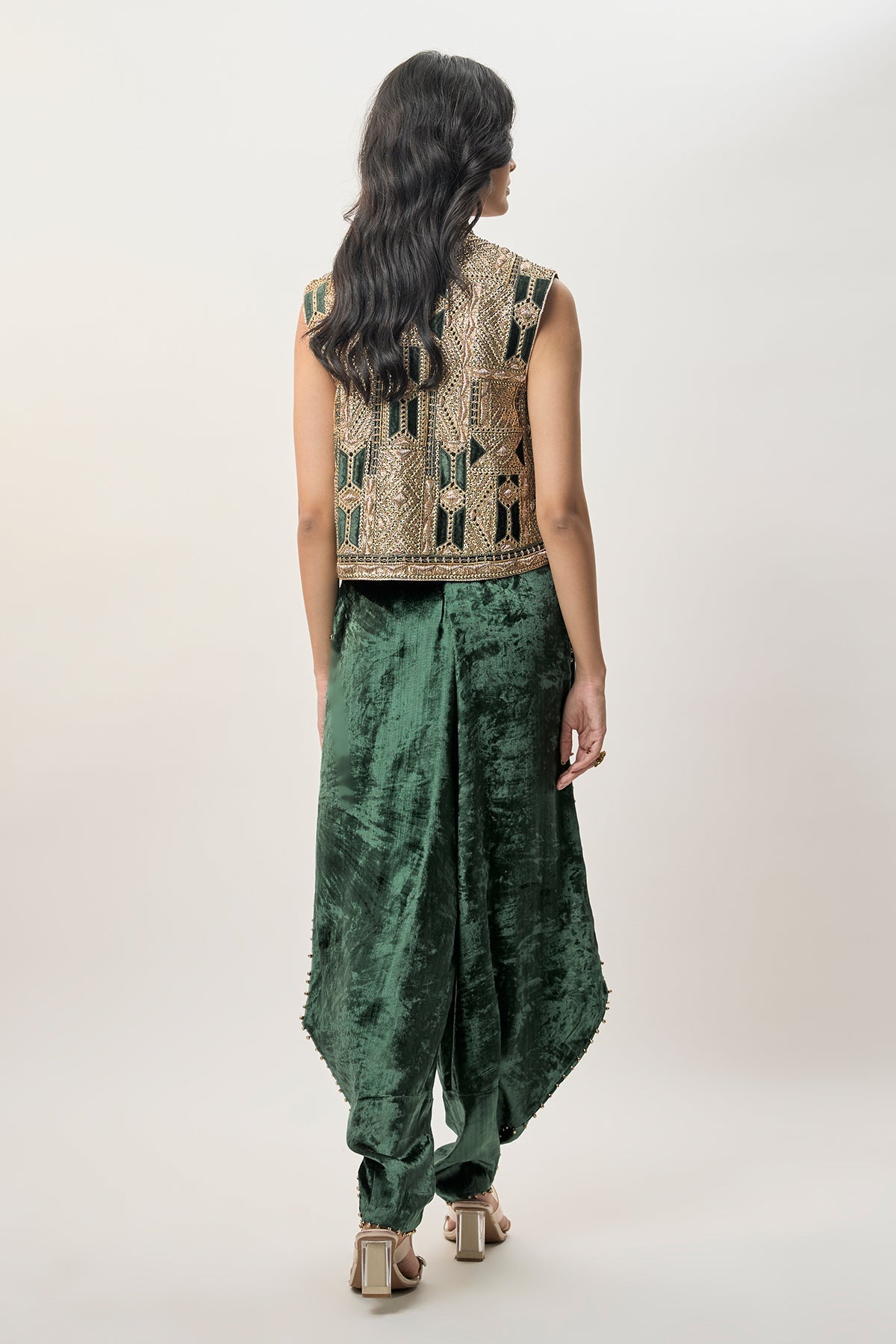 Delnaz Emerald Green Georgette Embroidered Sleeveless Jacket And Velvet Balloon Pants