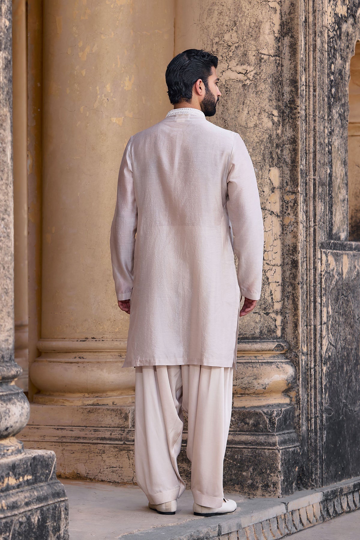 Rahguzar Sherwani Set