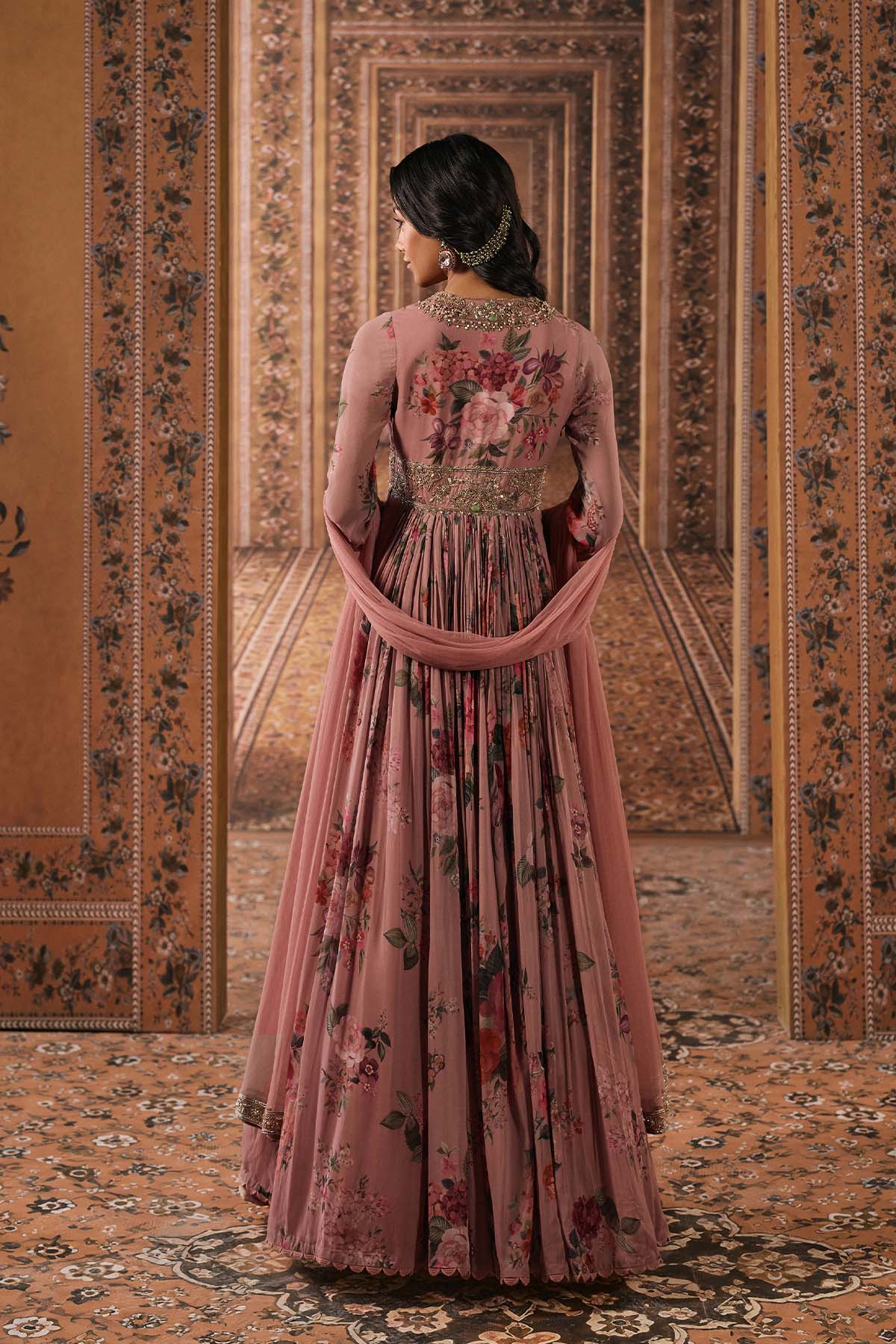 Nisbat Anarkali Set