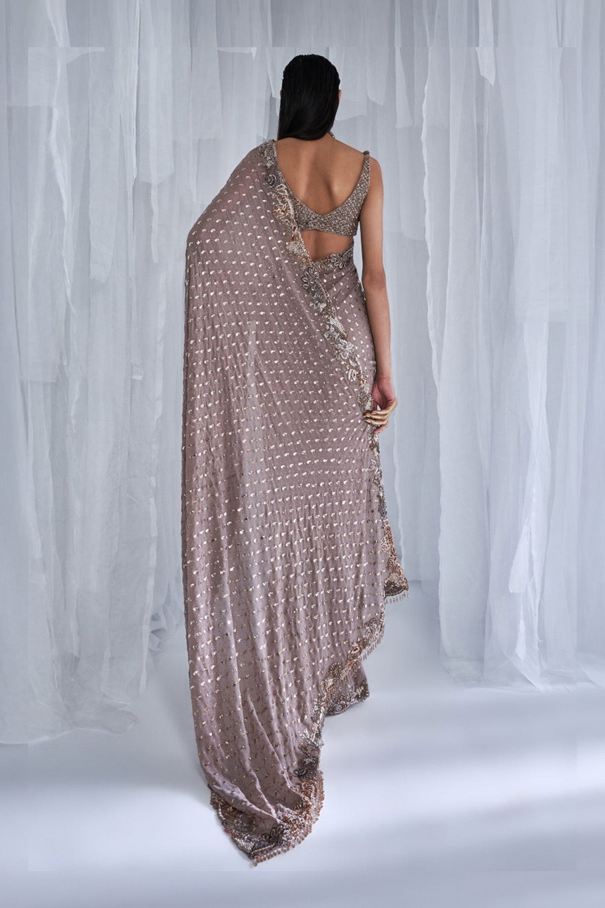 "Naysa" Georgette Sari