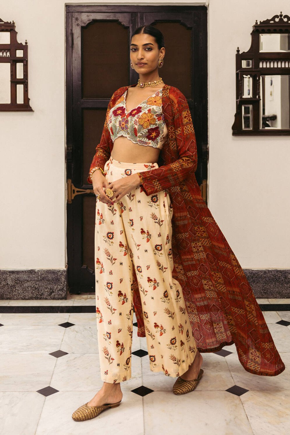 Mirai croptop cape set