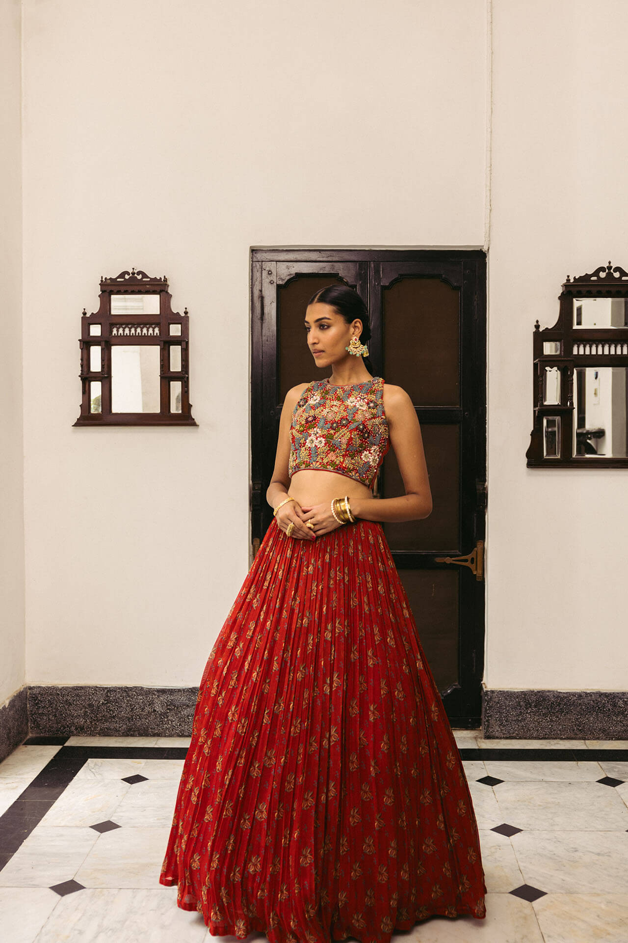 Lal Rang Lehenga
