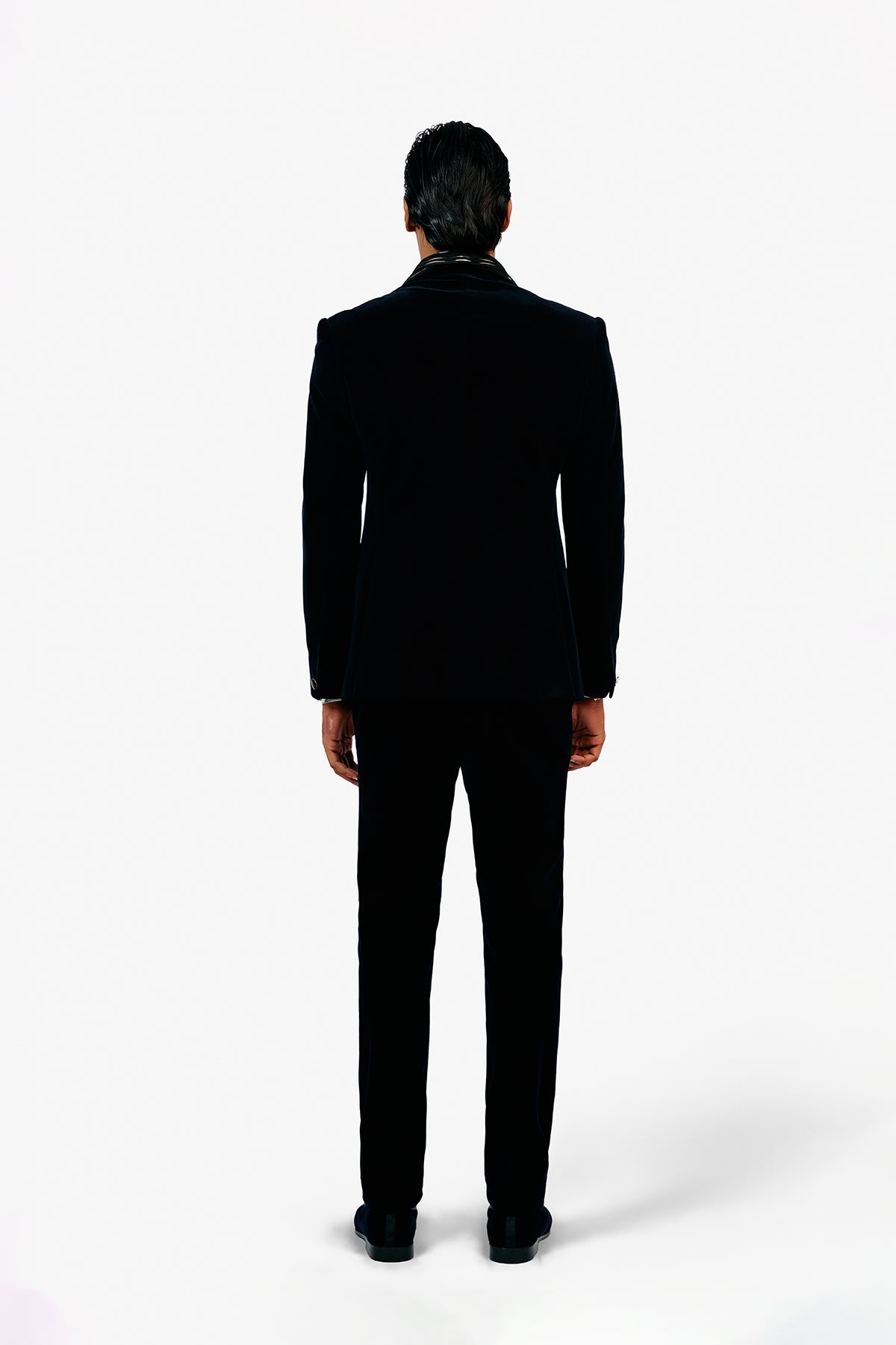 Refraction Sculpted Tuxedo