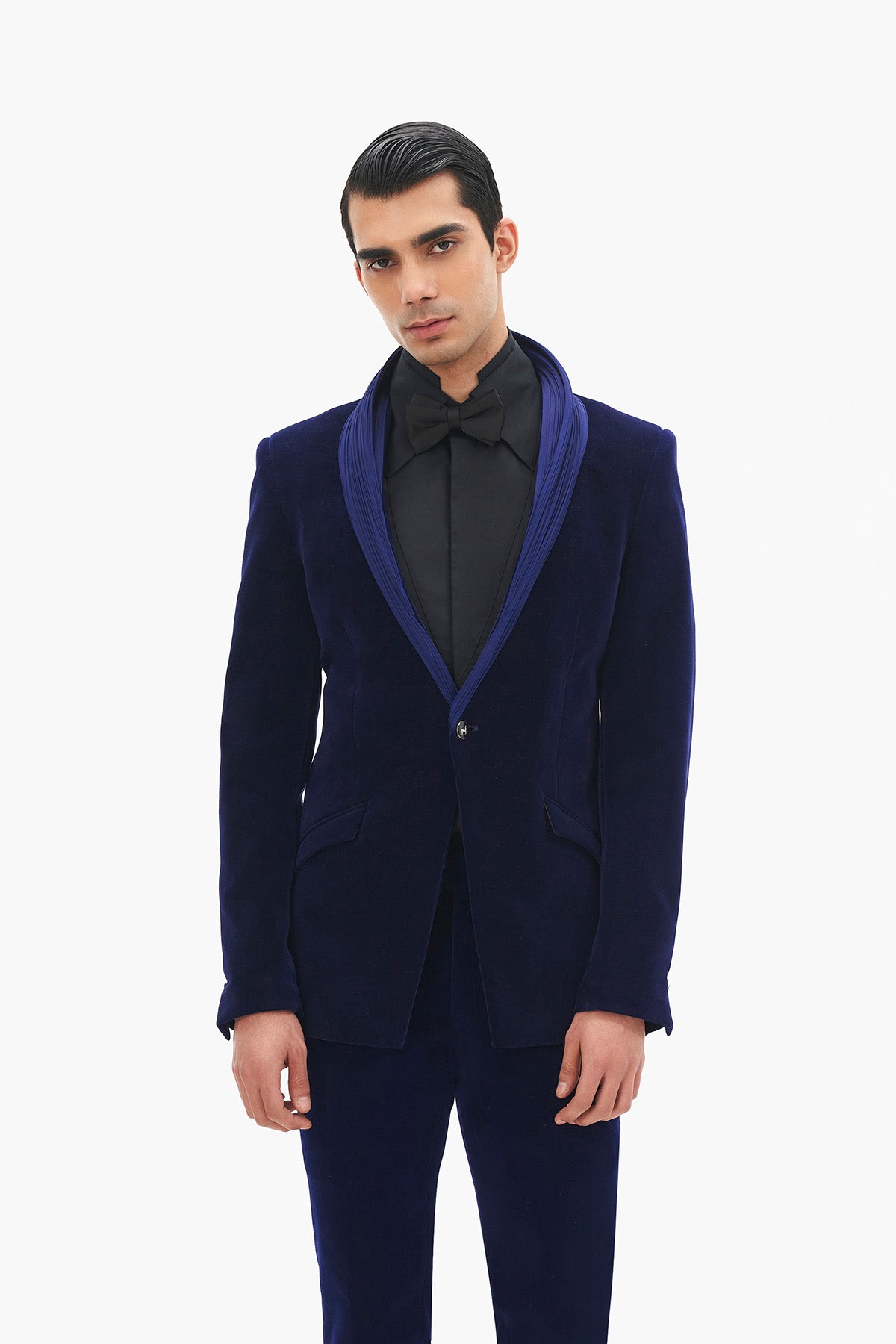 Sculpted Contour Tuxedo