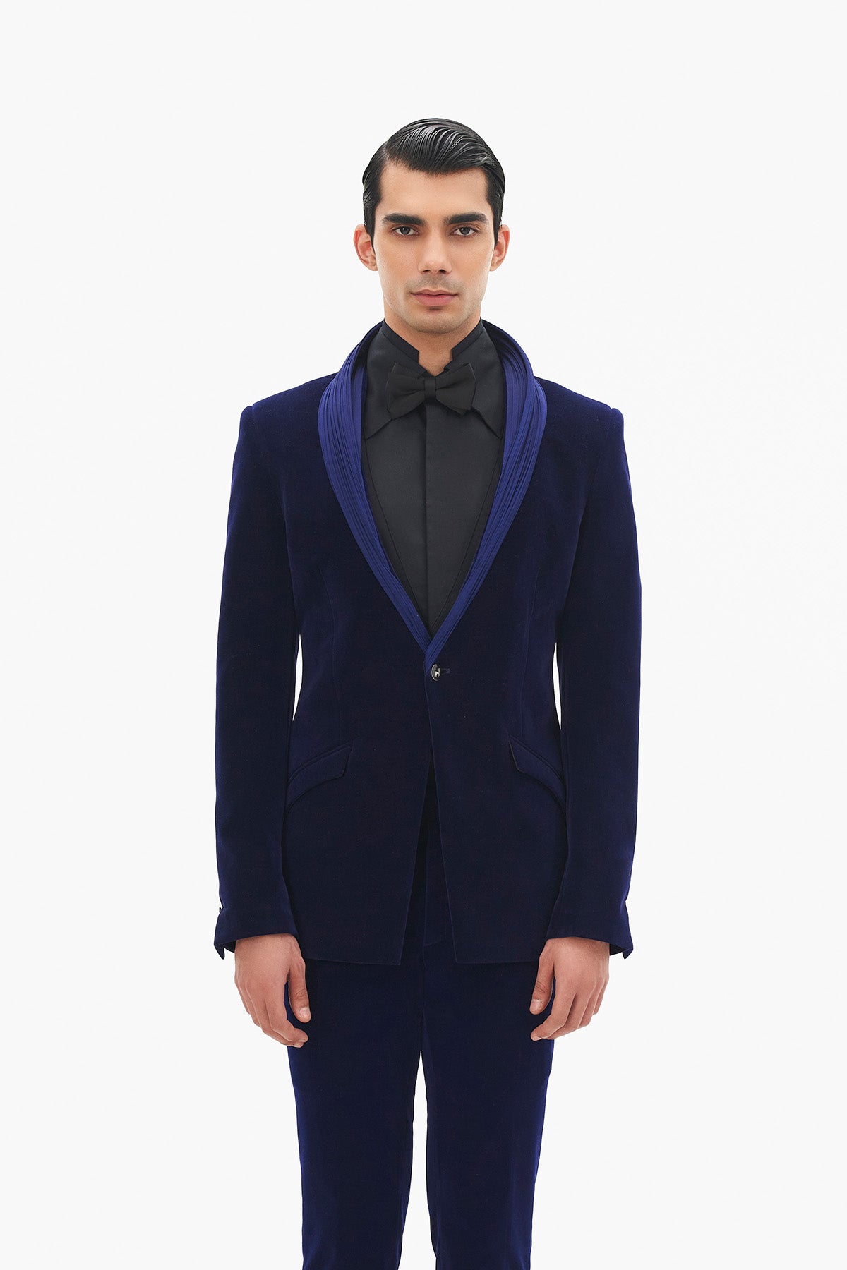 Sculpted Contour Tuxedo