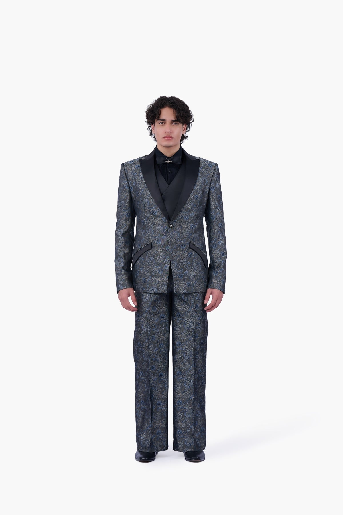 Metallic Paisley Jacquard Tuxedo