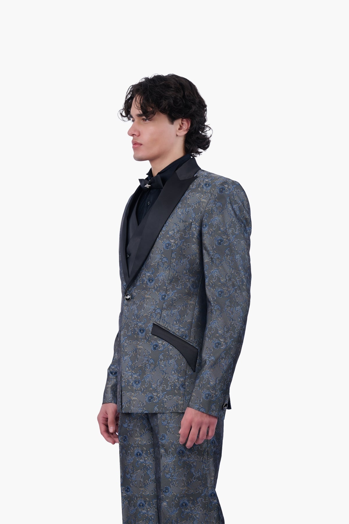 Metallic Paisley Jacquard Tuxedo