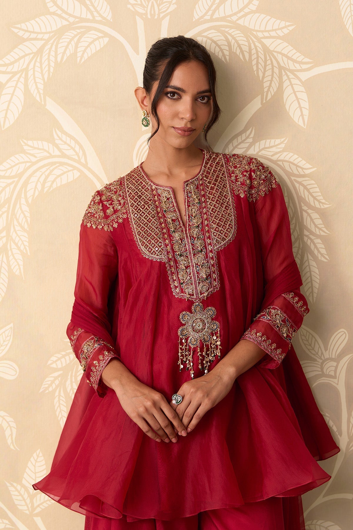 Surkh Kurta Salwar Set