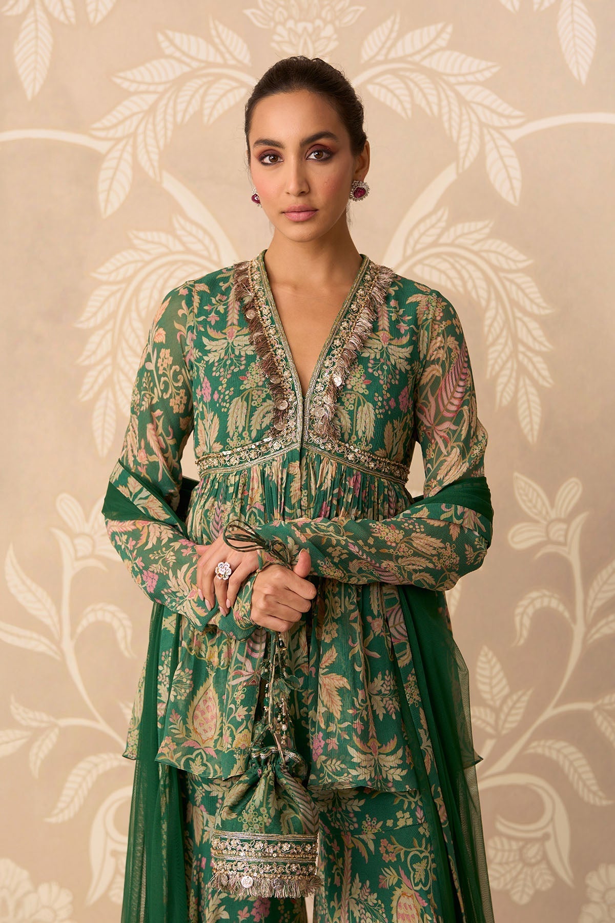 Nazneen Peplim 
Garara Set