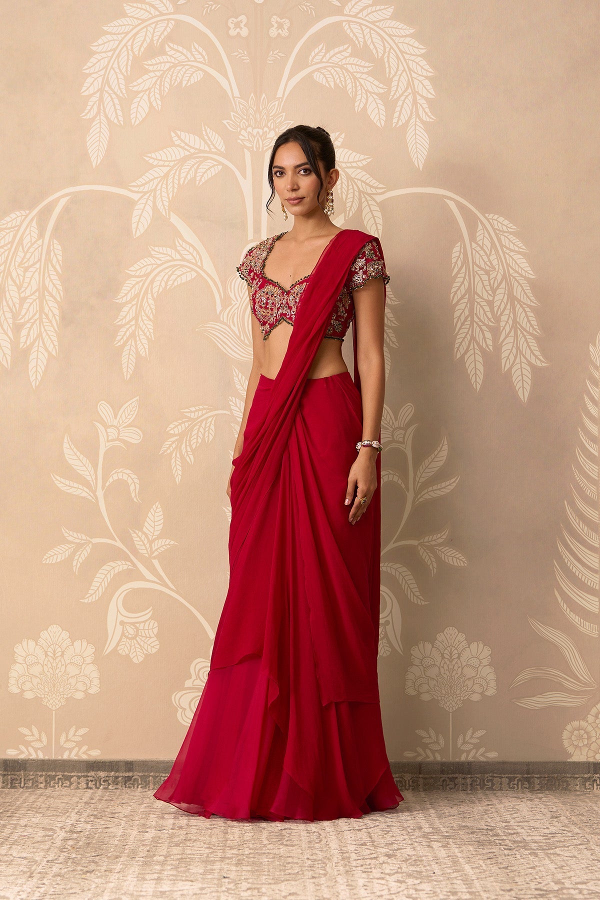 KNOT SAREE SET