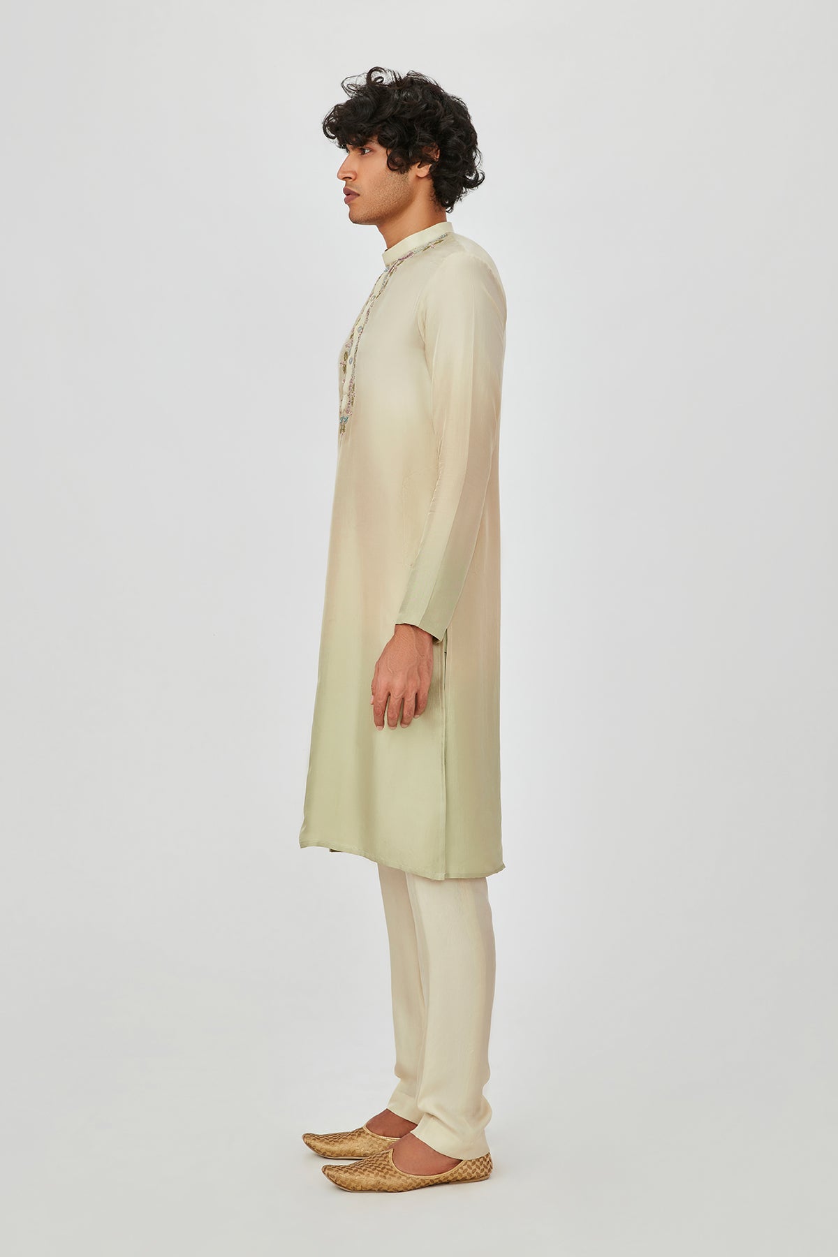 Mehrad [without pants]