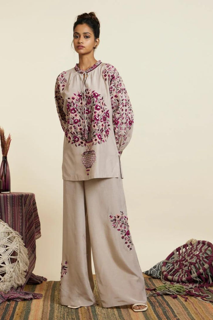 GREY DOLMAIN SLEEVES THREADWORK COORD SET