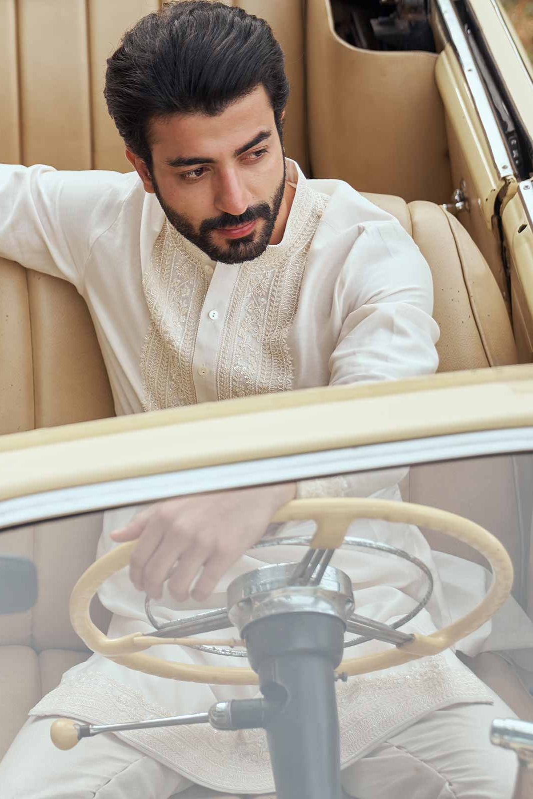 HEAVY NECKLINE KURTA SET