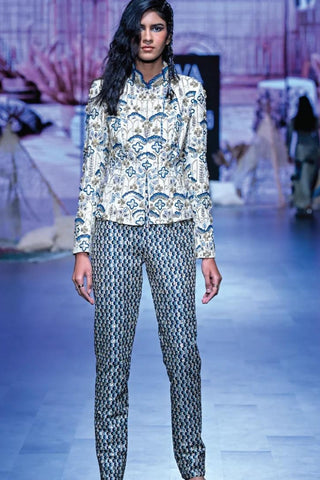 TEXTURED CROP TOP TEAMED WITH EMBELLISHED BLUE BUTTI PRINT BOX PLEAT PANTS HIGHLIGHTED CAPE