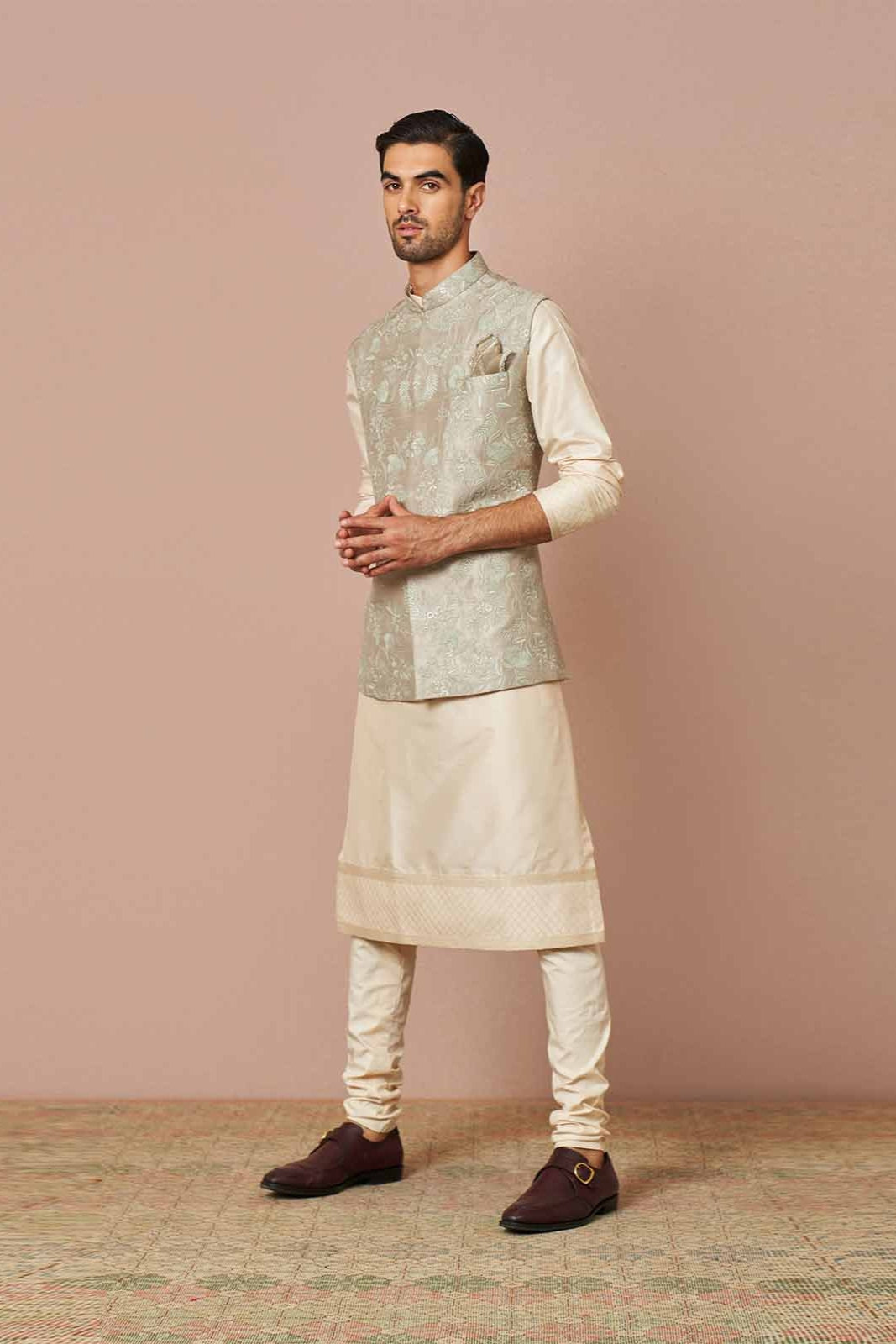 PALE BLUE RAWSILK RUE THREADWORK BANDI SET