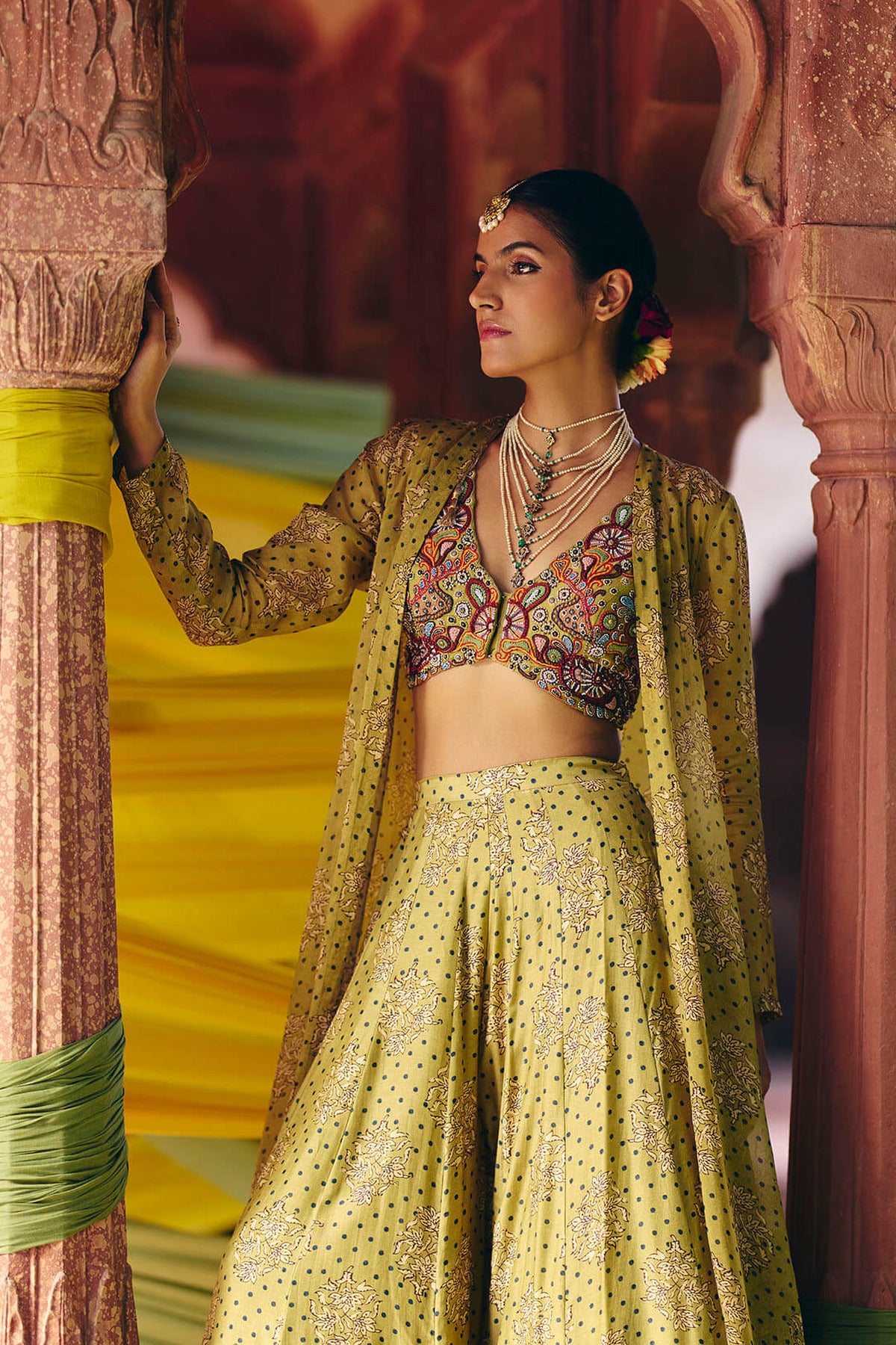 Adiya Cape Set