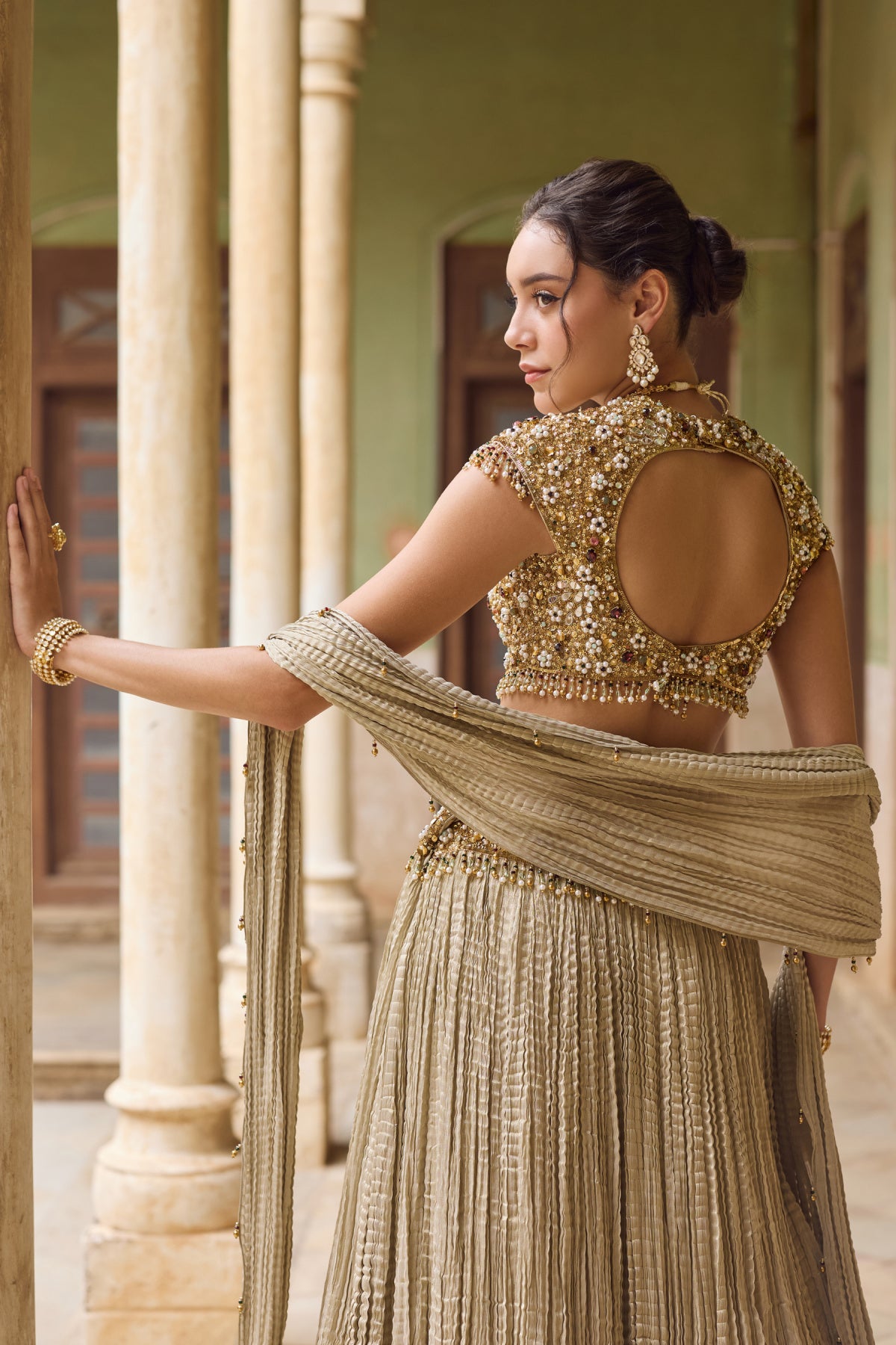 Alina Lehenga