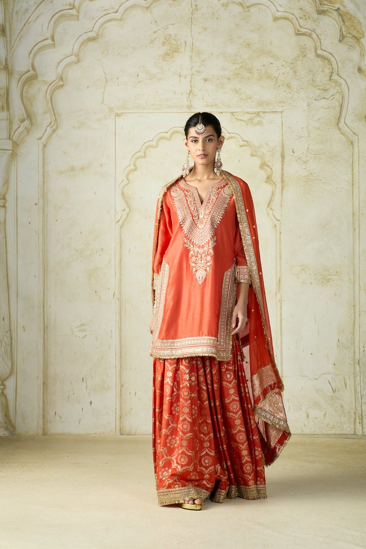 Ameena Sharara Set