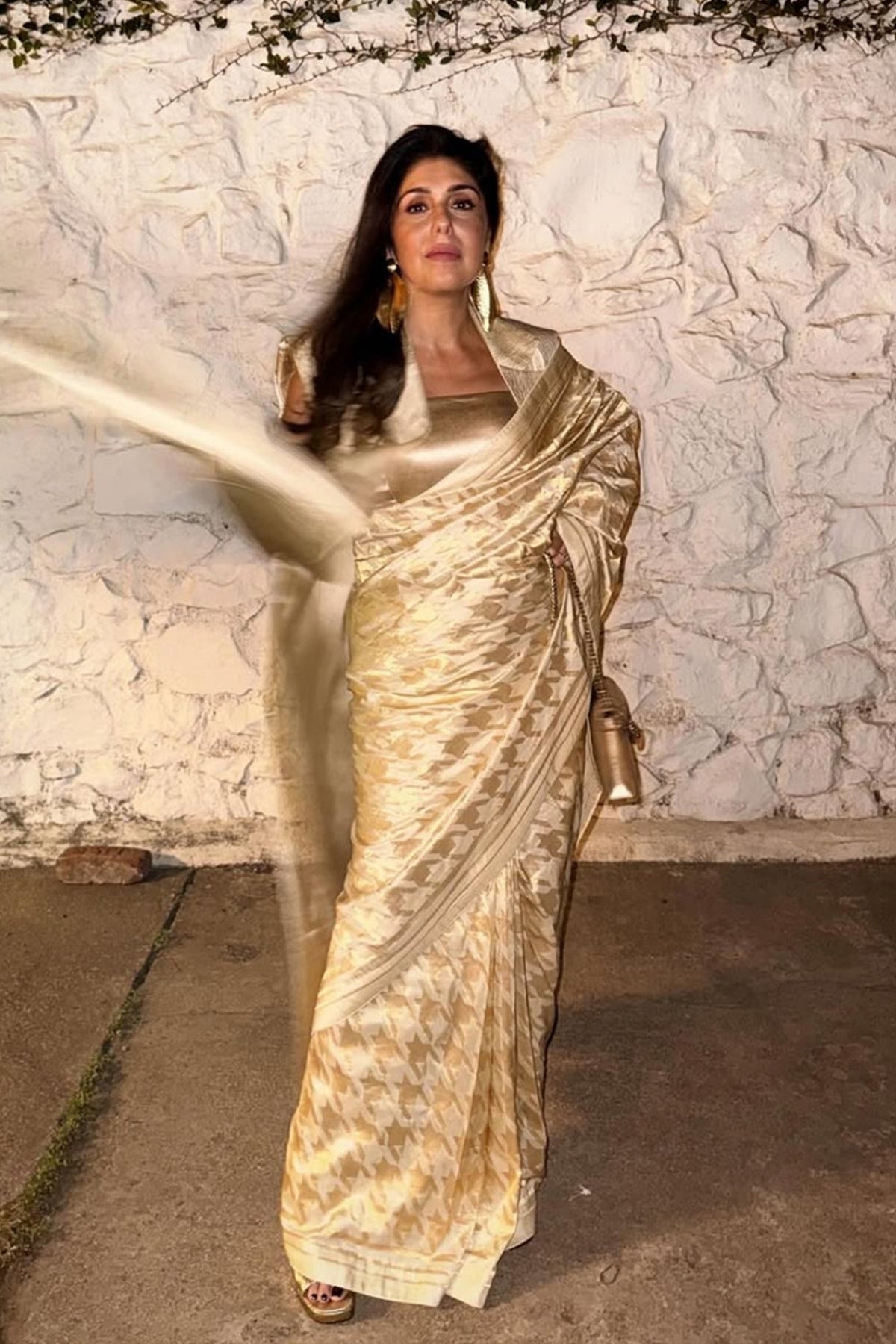 Ivory Gerum Saree
