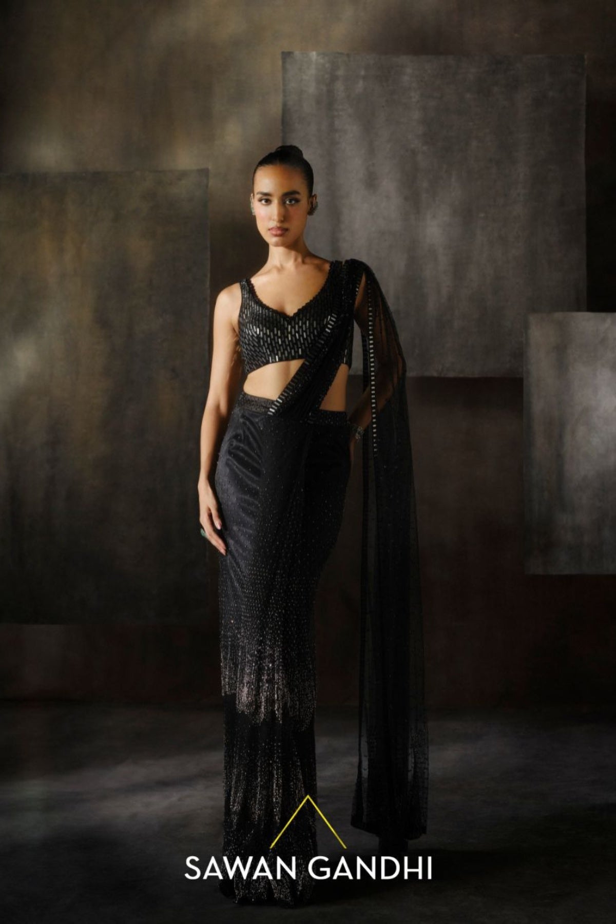 Black ombrÃƒÂ© drape saree